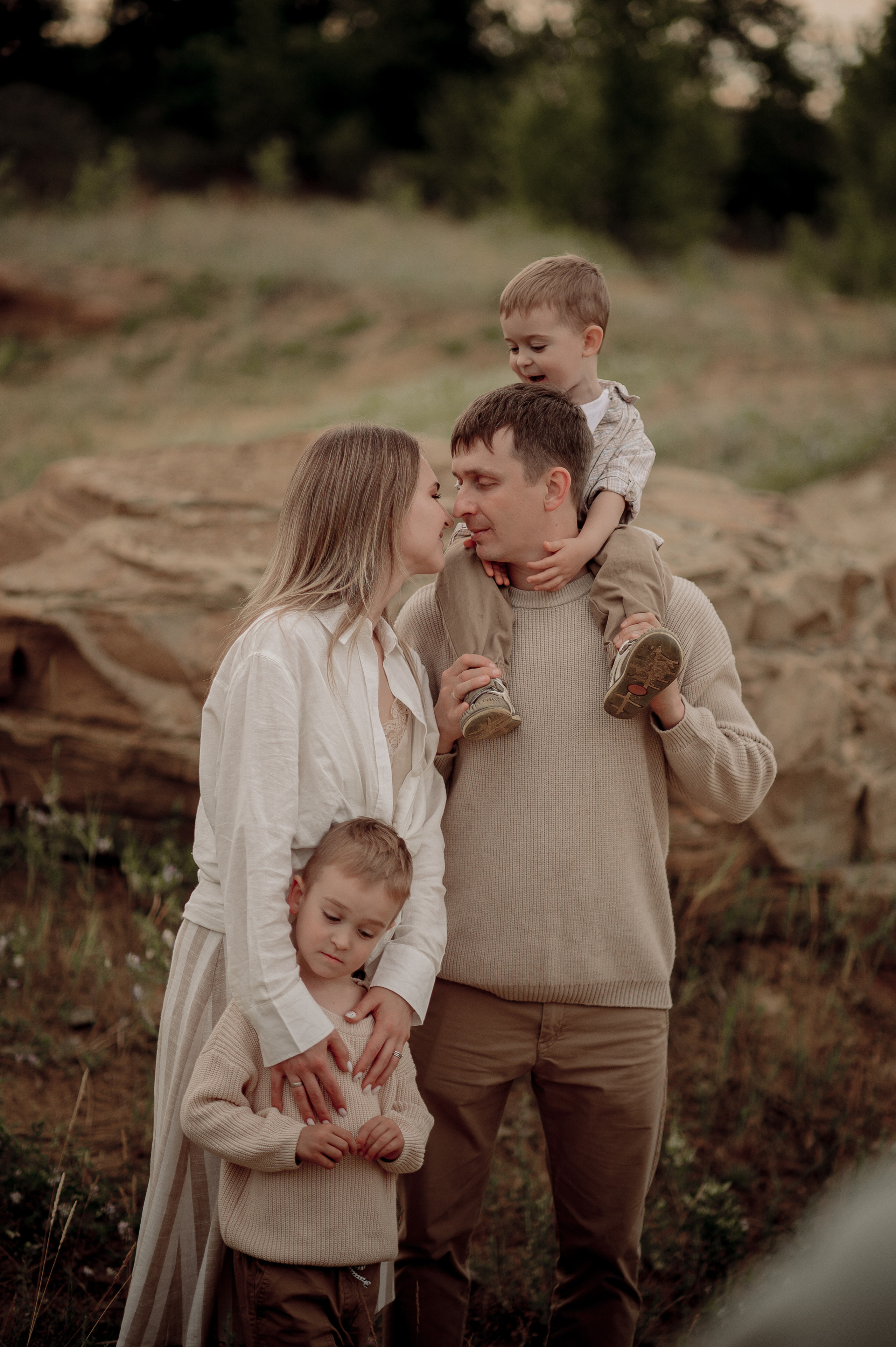 Ирина, Дима и их сынишки. Фотограф Мария Стрелкова