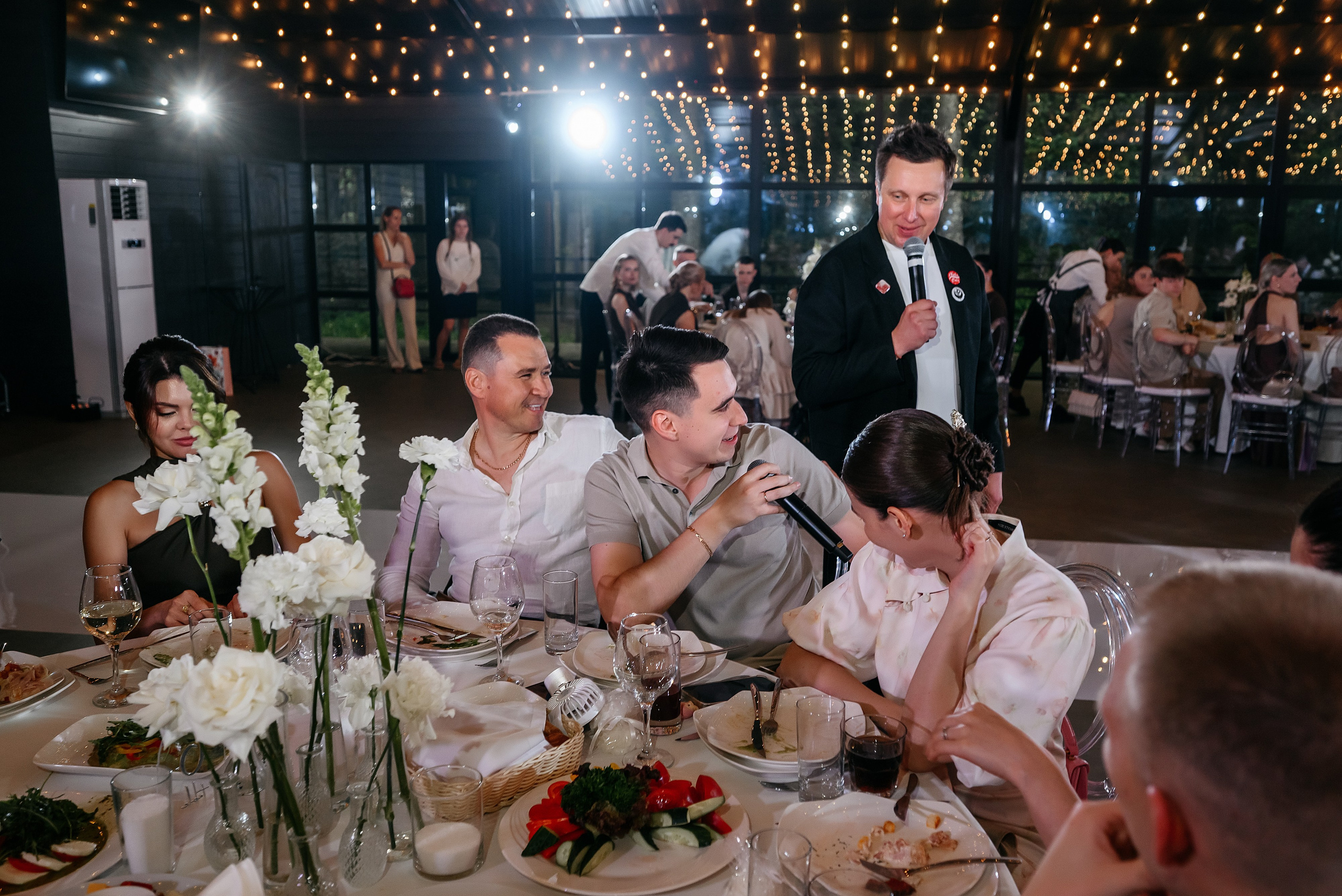 Костя и Вика. Ведущий на свадьбу в Москве Зубков Алексей