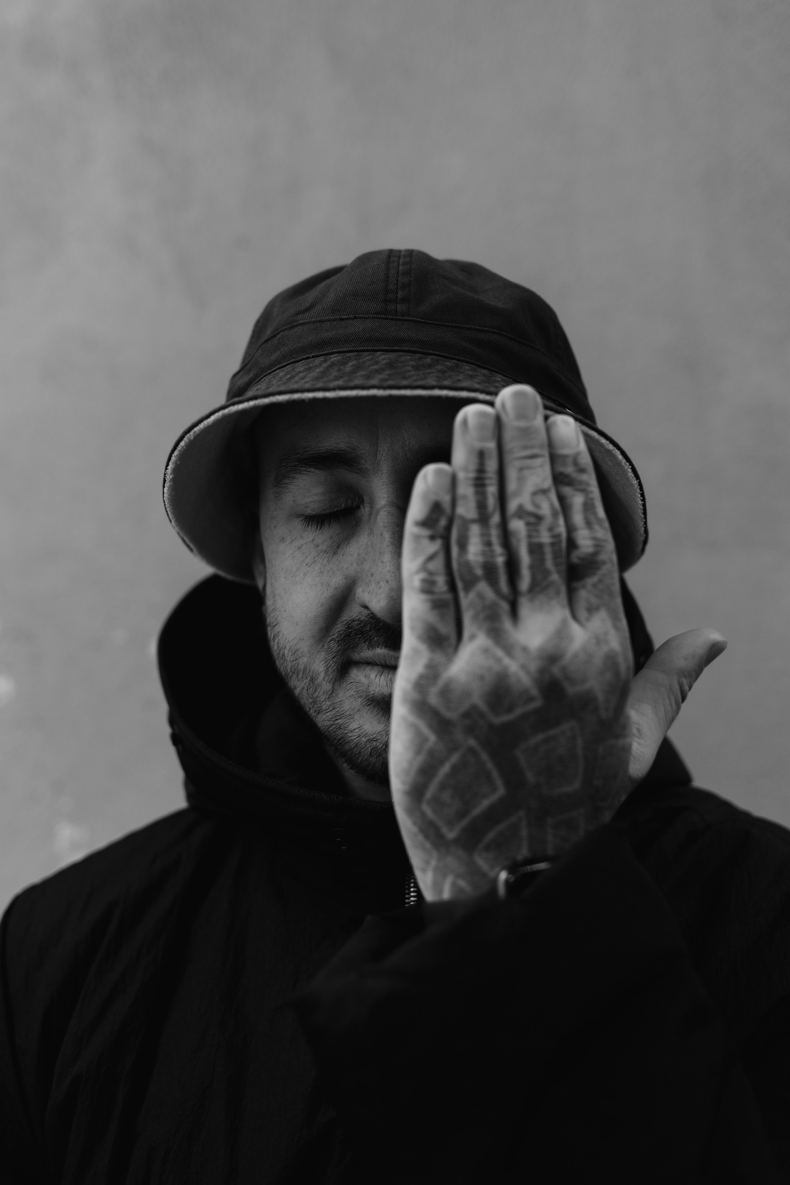 Уличная съемка. Портретный фотограф в Москве Тимур Мансуров