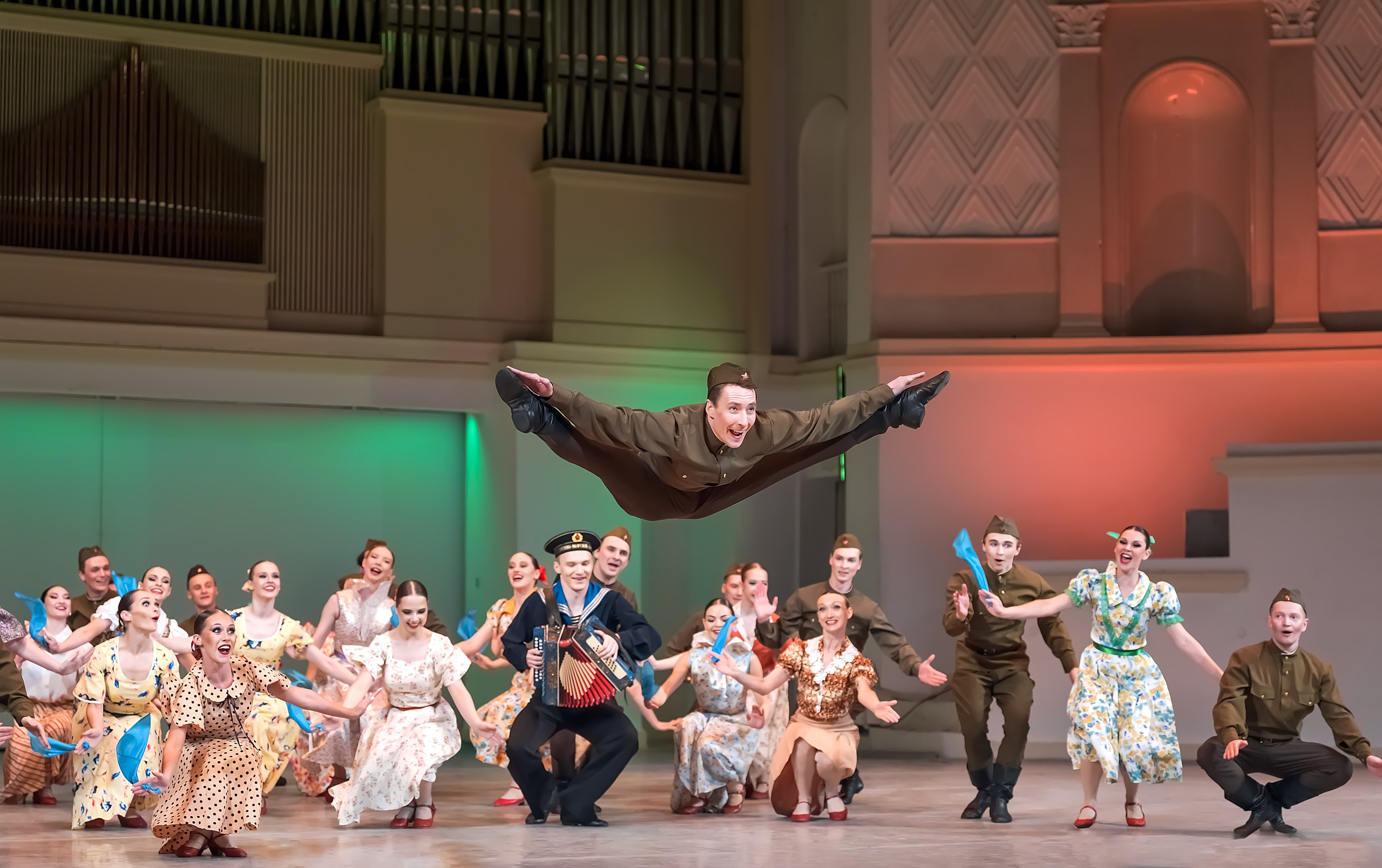 Государственный ансамбль танца «Урал». Балетный фотограф Москва Майоров Николай