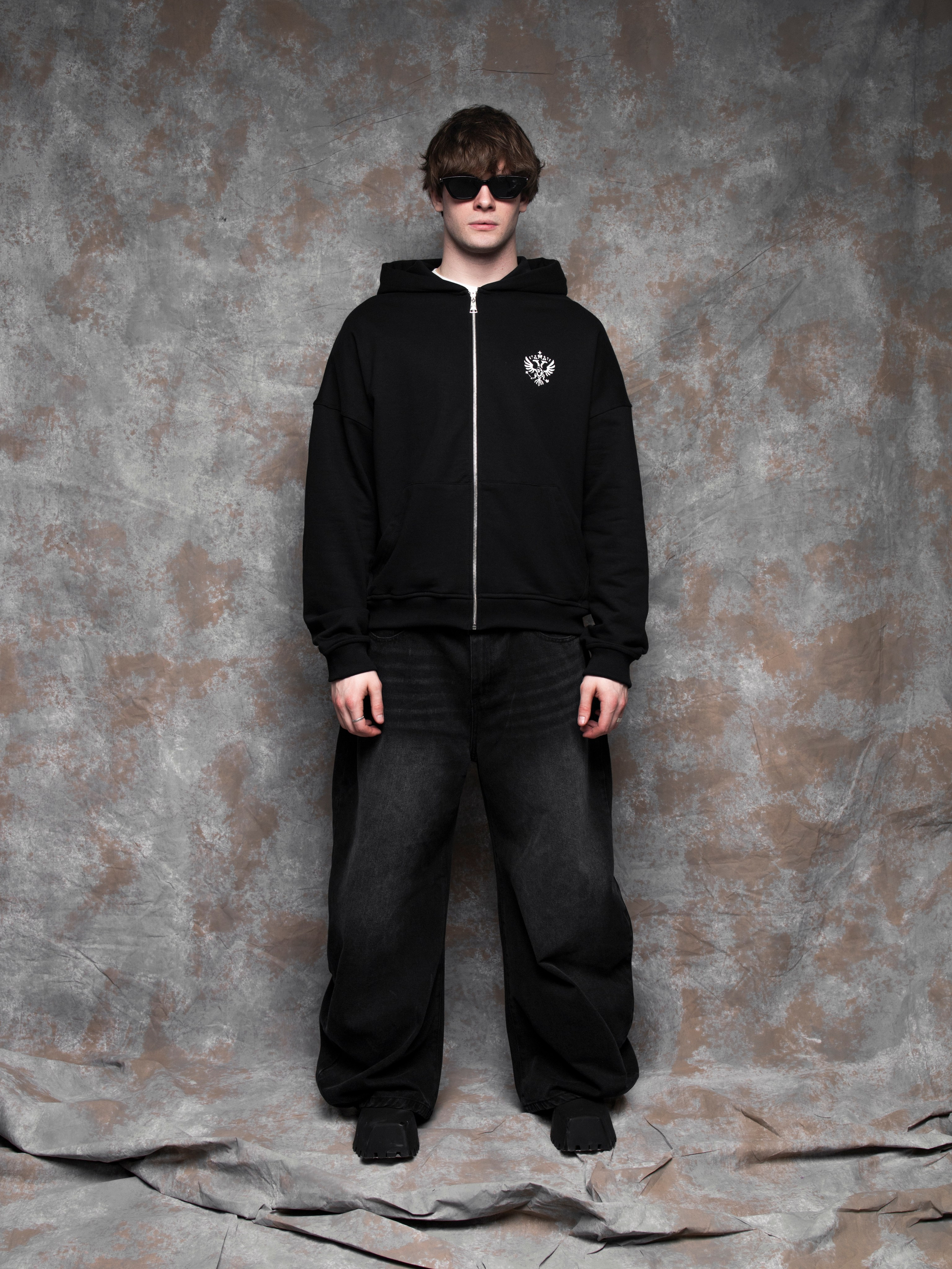 ЛУКБУК. RUNA production — стильные съемки для брендов