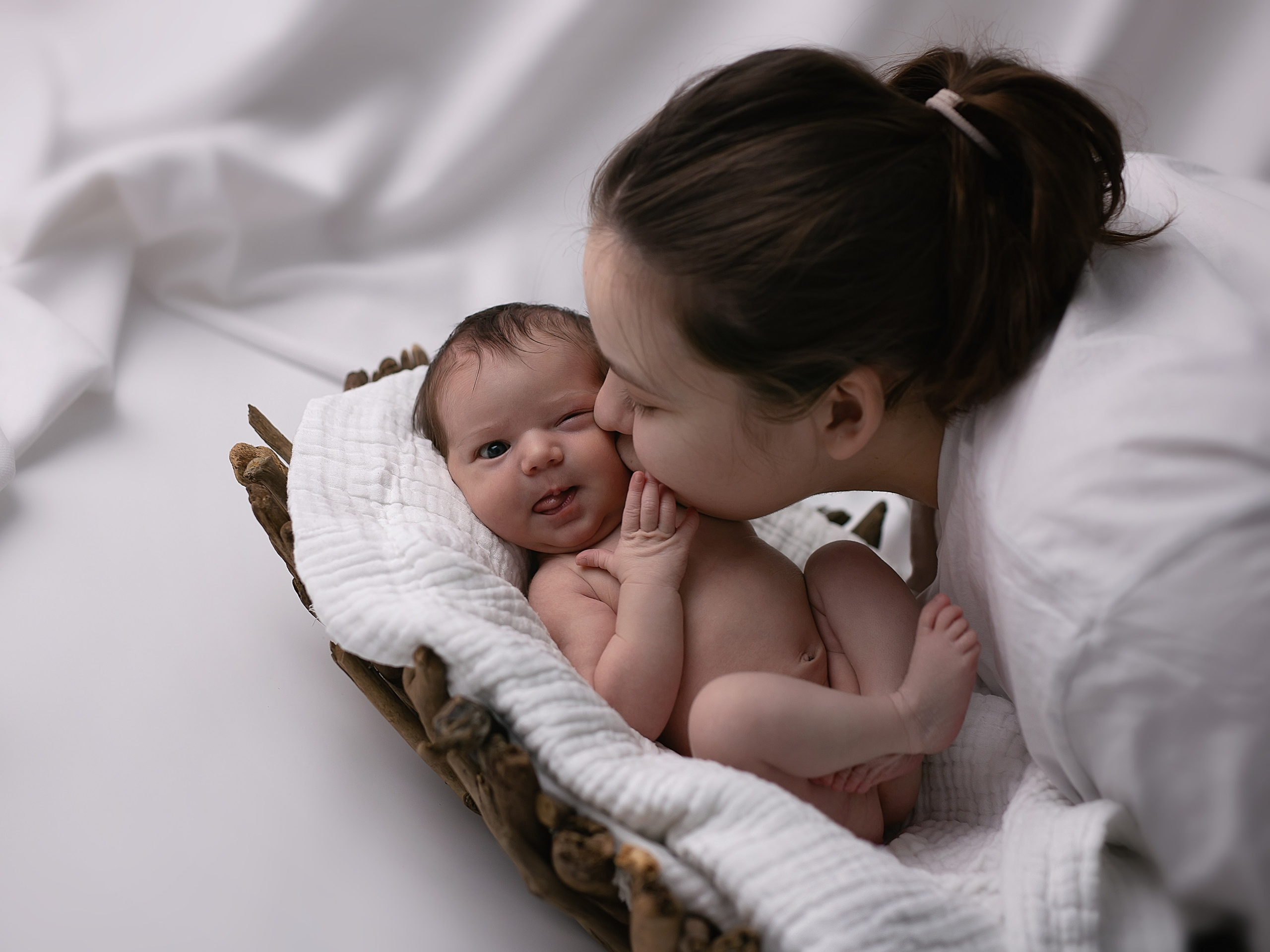 Новорожденные. Фотограф в Перми Anastasia Aone