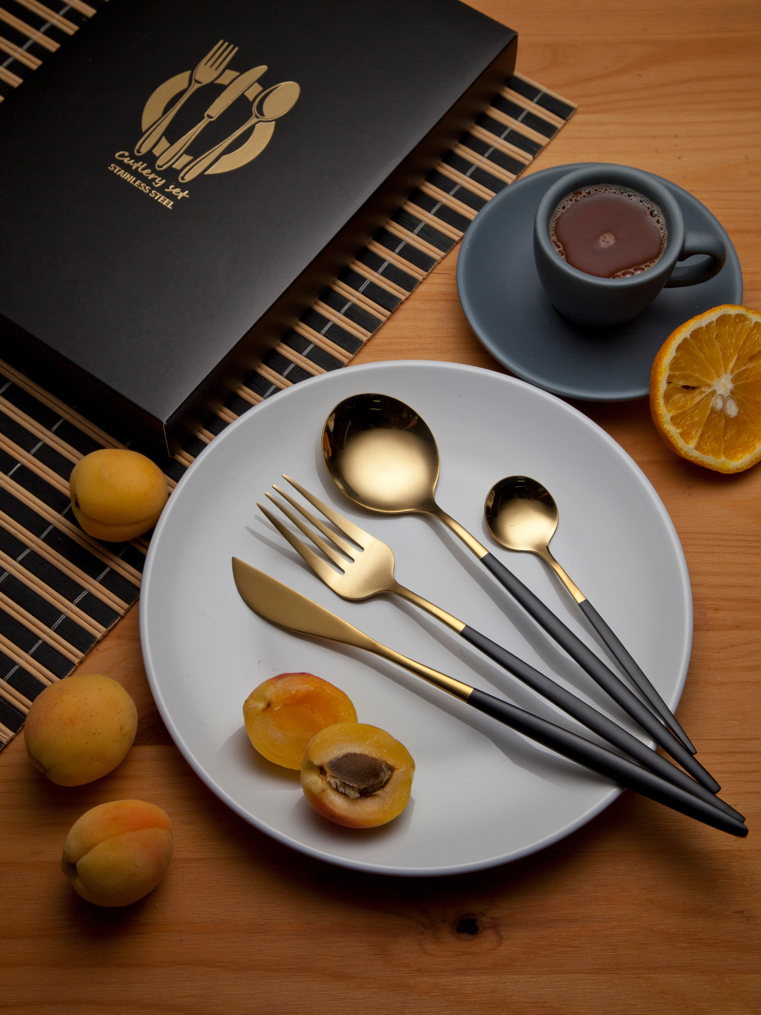 Рекламная съемка. Столовые приборы. Фотограф Мария Кольцова