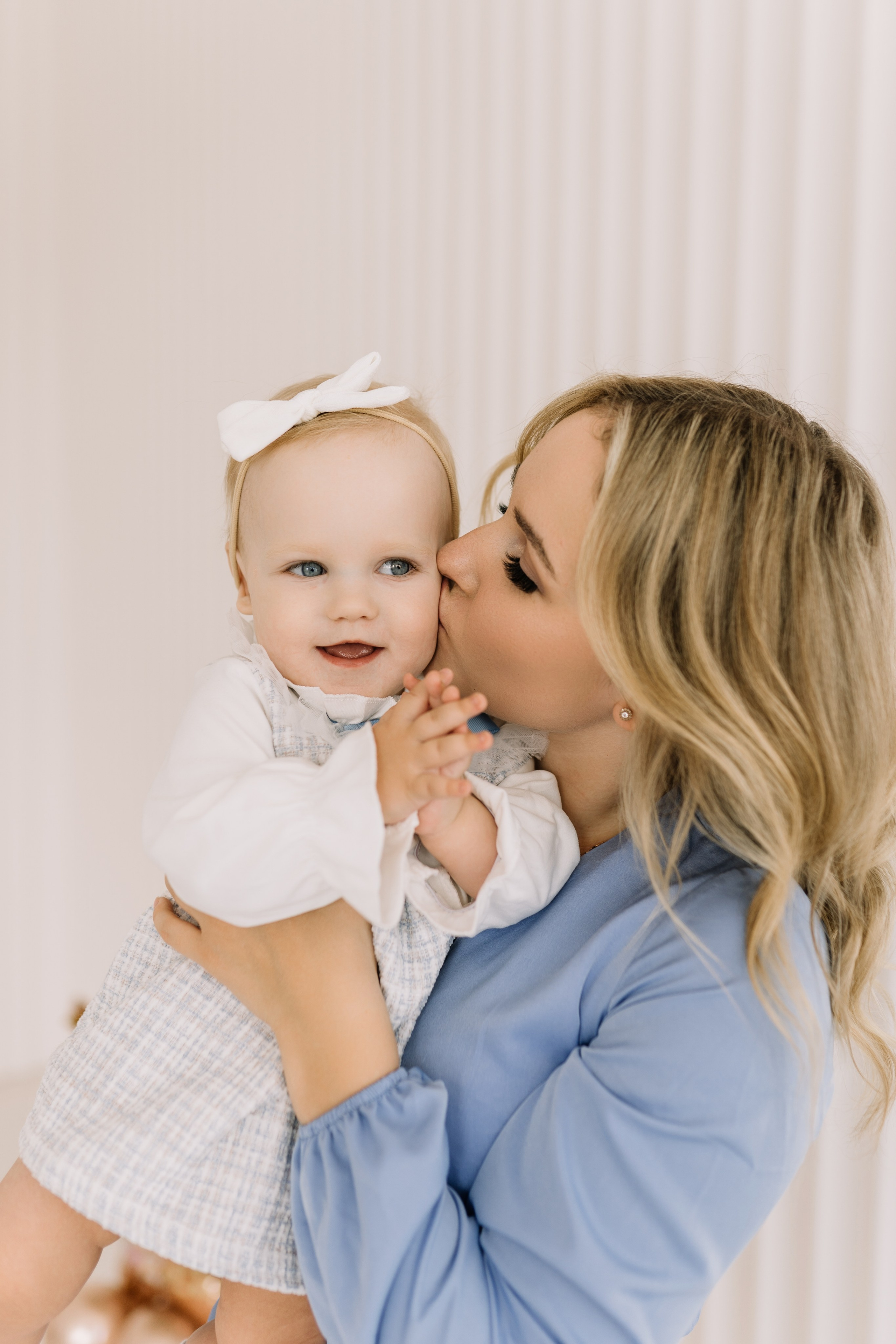 Николь 1 годик