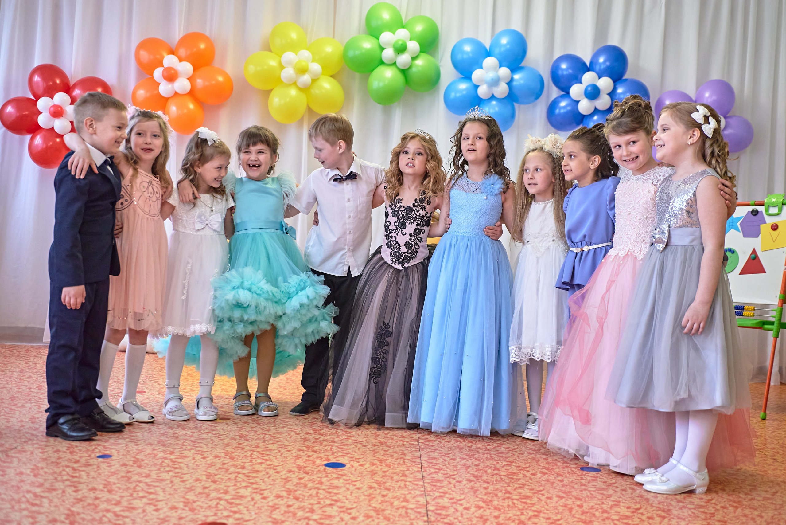 Детские праздники, Выпускные, 1 сентября. Выпускные Альбомы в Нижнем Новгороде