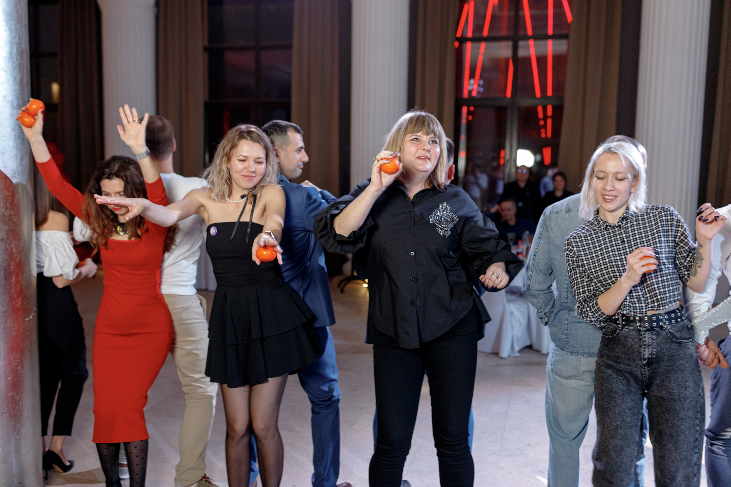 Репортажная фотосъёмка — корпоратив Tele2 2024