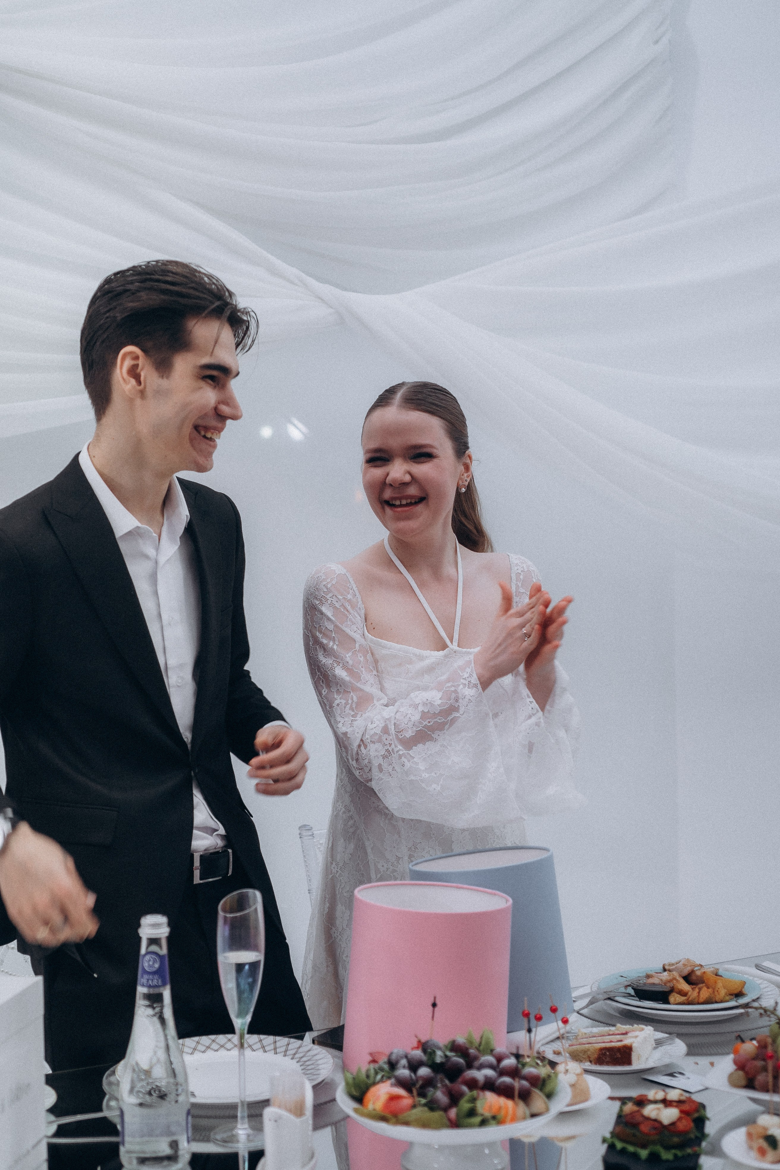 СВАДЕБНАЯ СЬЕМКА СБОРОВ В ОТЕЛЕ И ВЫЕЗД НА ЦЕРЕМОНИЮ (СНЯТО В СИБИРЕ В НИЖНЕВАРТОВСКЕ). Профессиональный фотограф, Санкт-Петербург — Виктория Богомолова