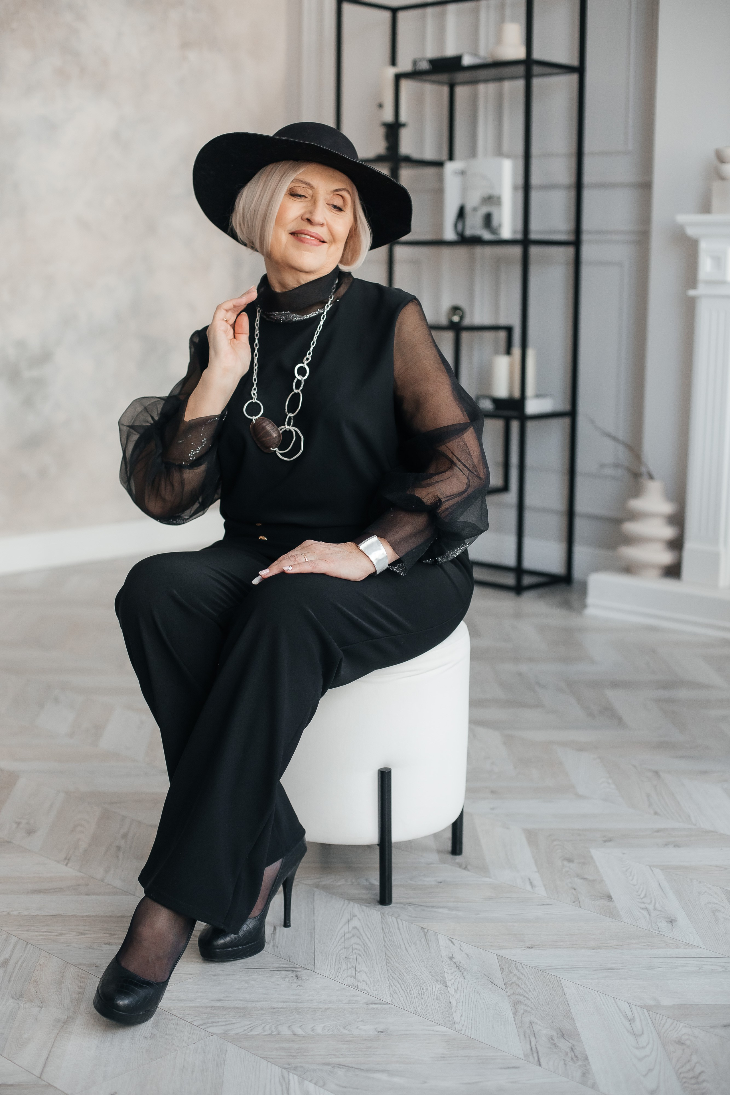 Классический портрет возрастной. Креативный и женский Фотограф Омске Наталья Лебедева