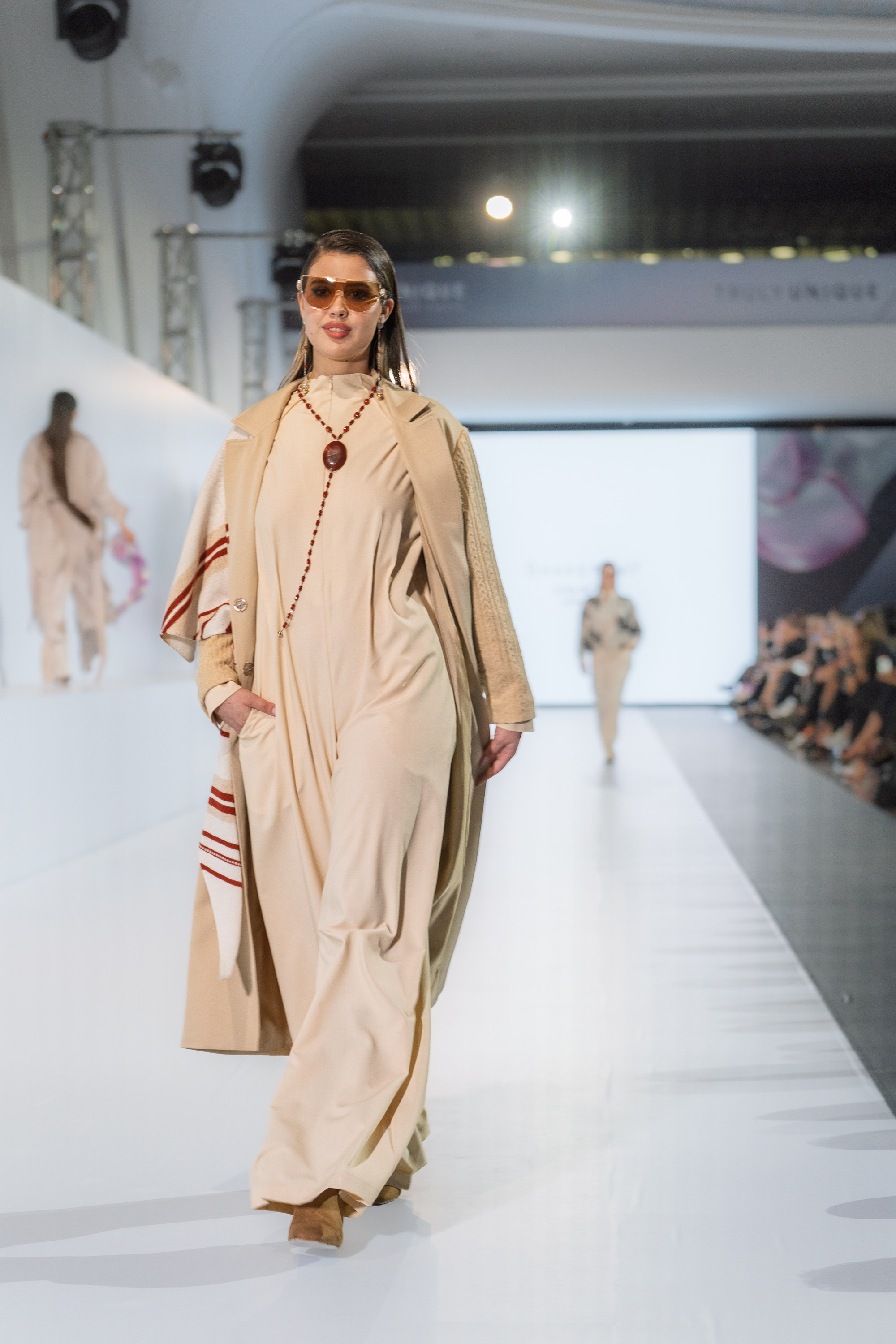 Shakerbay Vita Nova. Сайт Алматинского НЮ АРТ, будуар и фэшн фотографа Дениса Карпенко