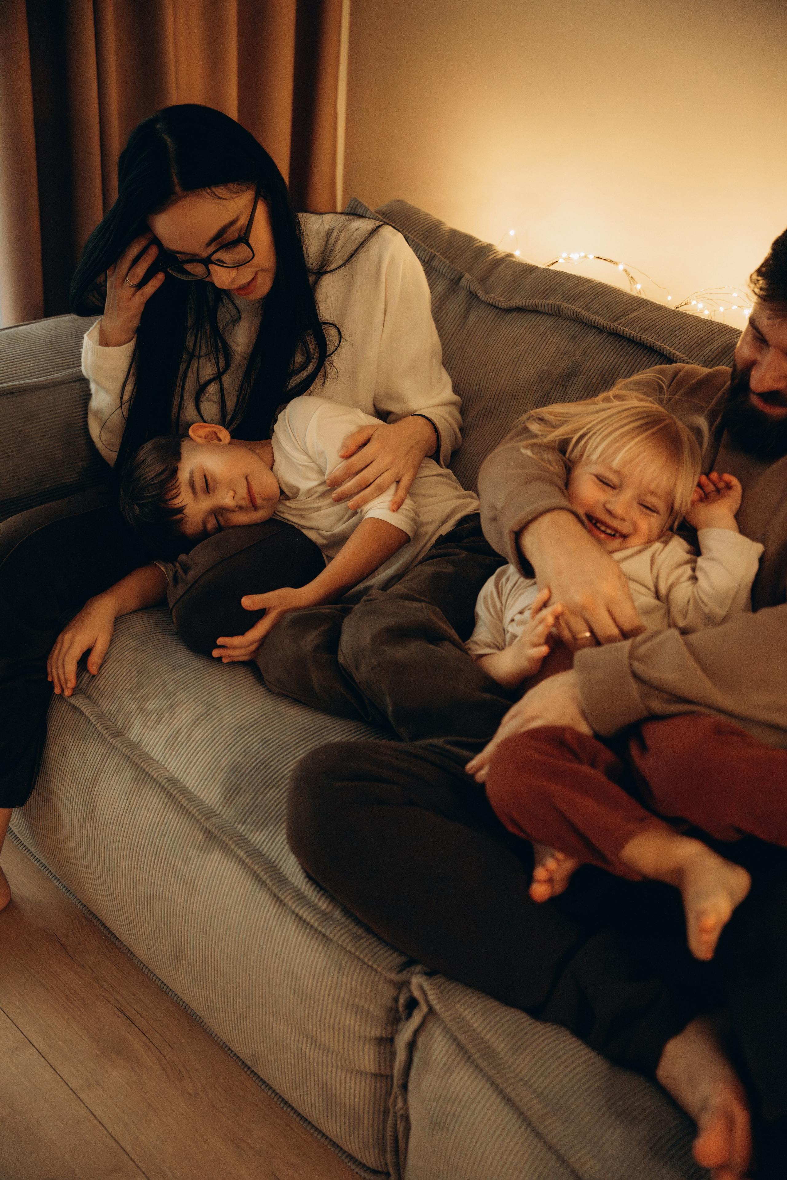 Яна, Дима, Мирон и Марк. Фотограф Мария Миллс | Минск