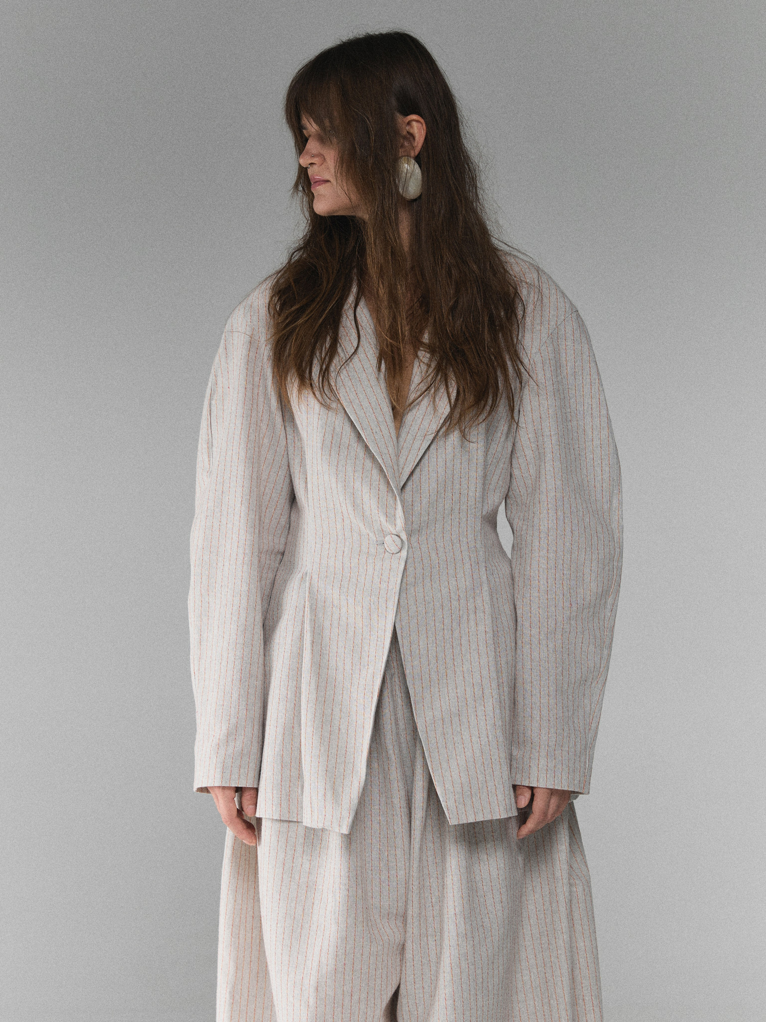 57 Atelier. Фотограф в Москве и Сургуте Алла Лесовая. Снимаю каталог для брендов и индивидуальные портреты для людей