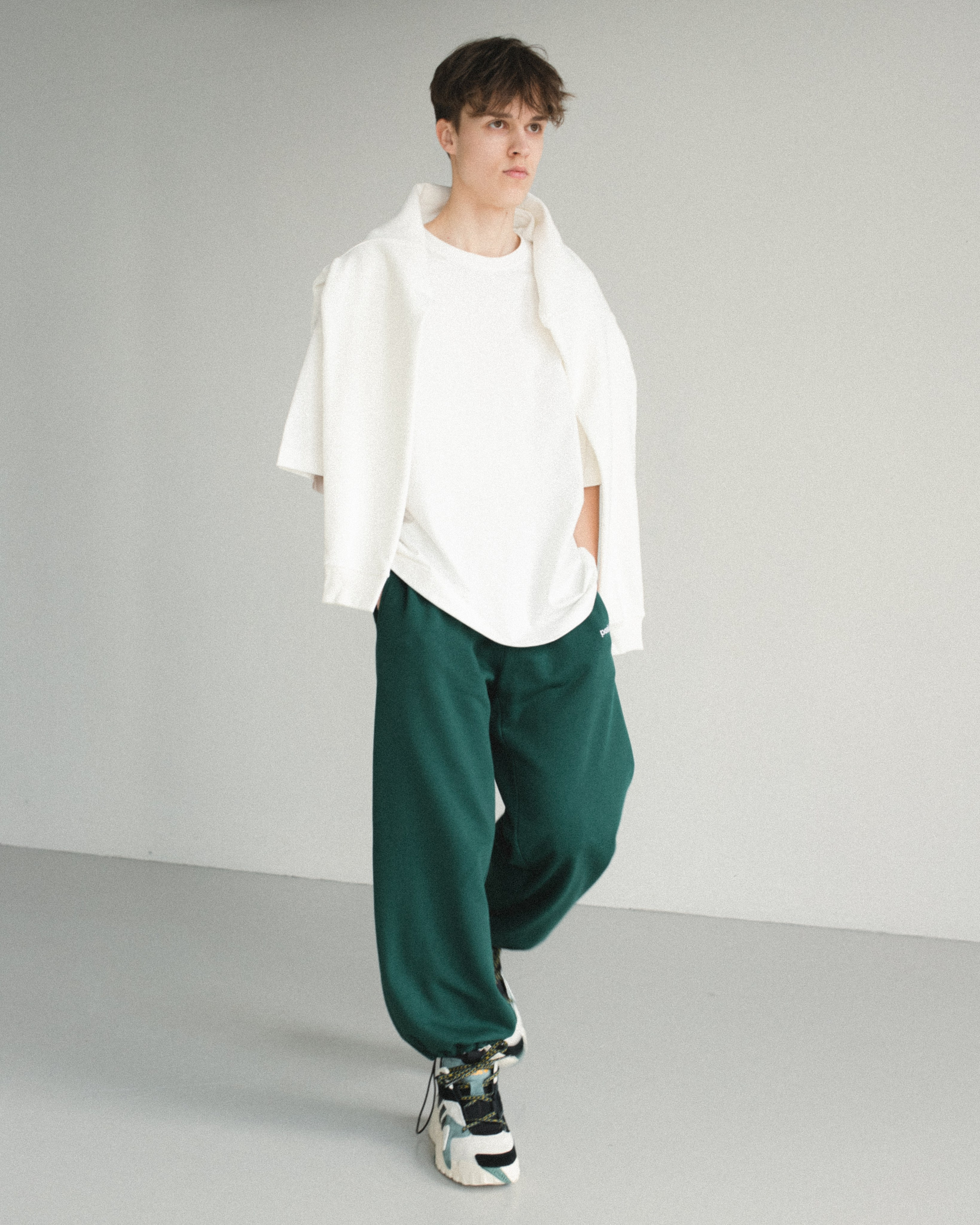 Модельная школа Khanova. Фотограф в Москве и Сургуте Алла Лесовая. Снимаю каталог для брендов и индивидуальные портреты для людей