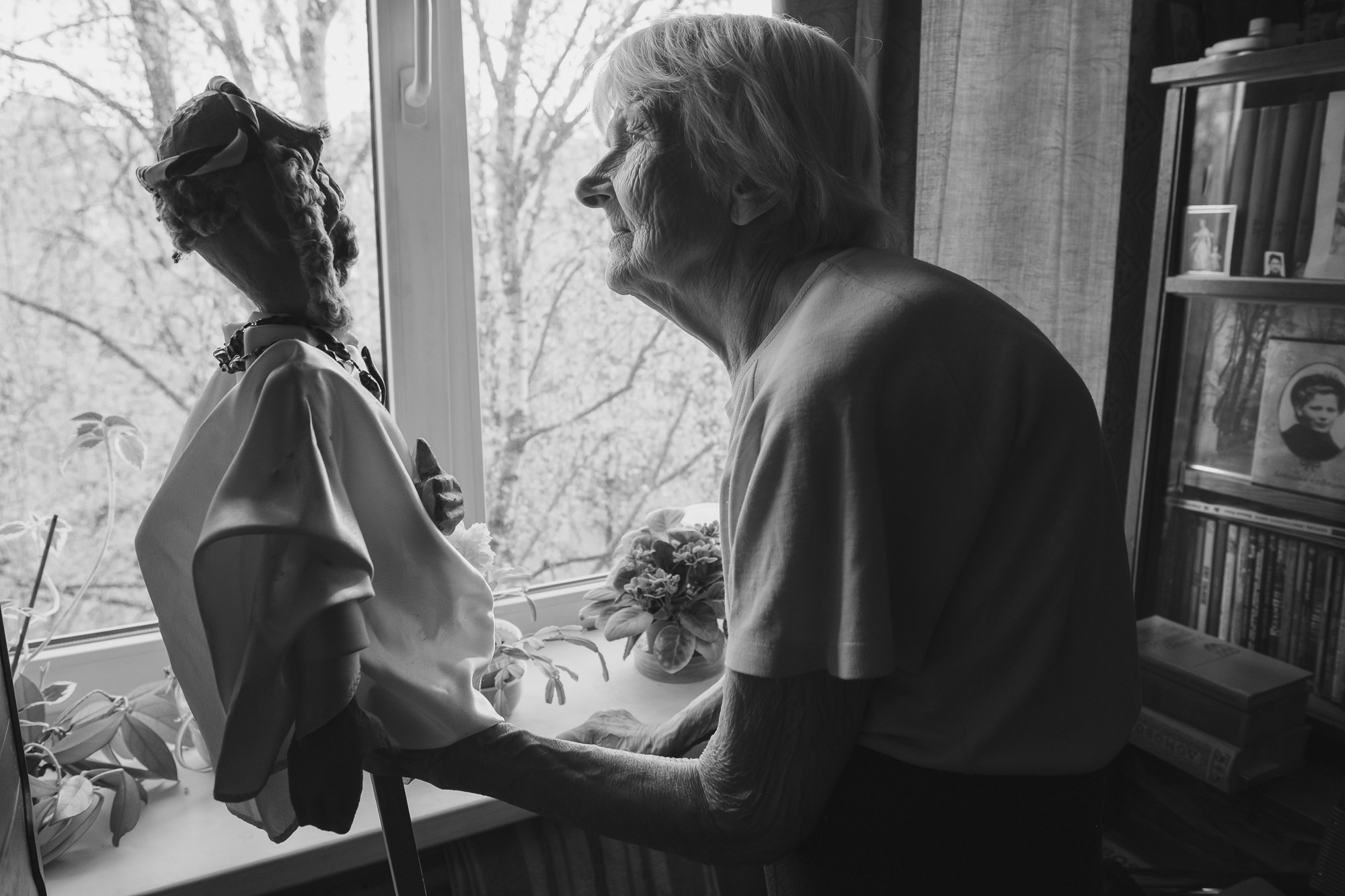 Портреты и истории