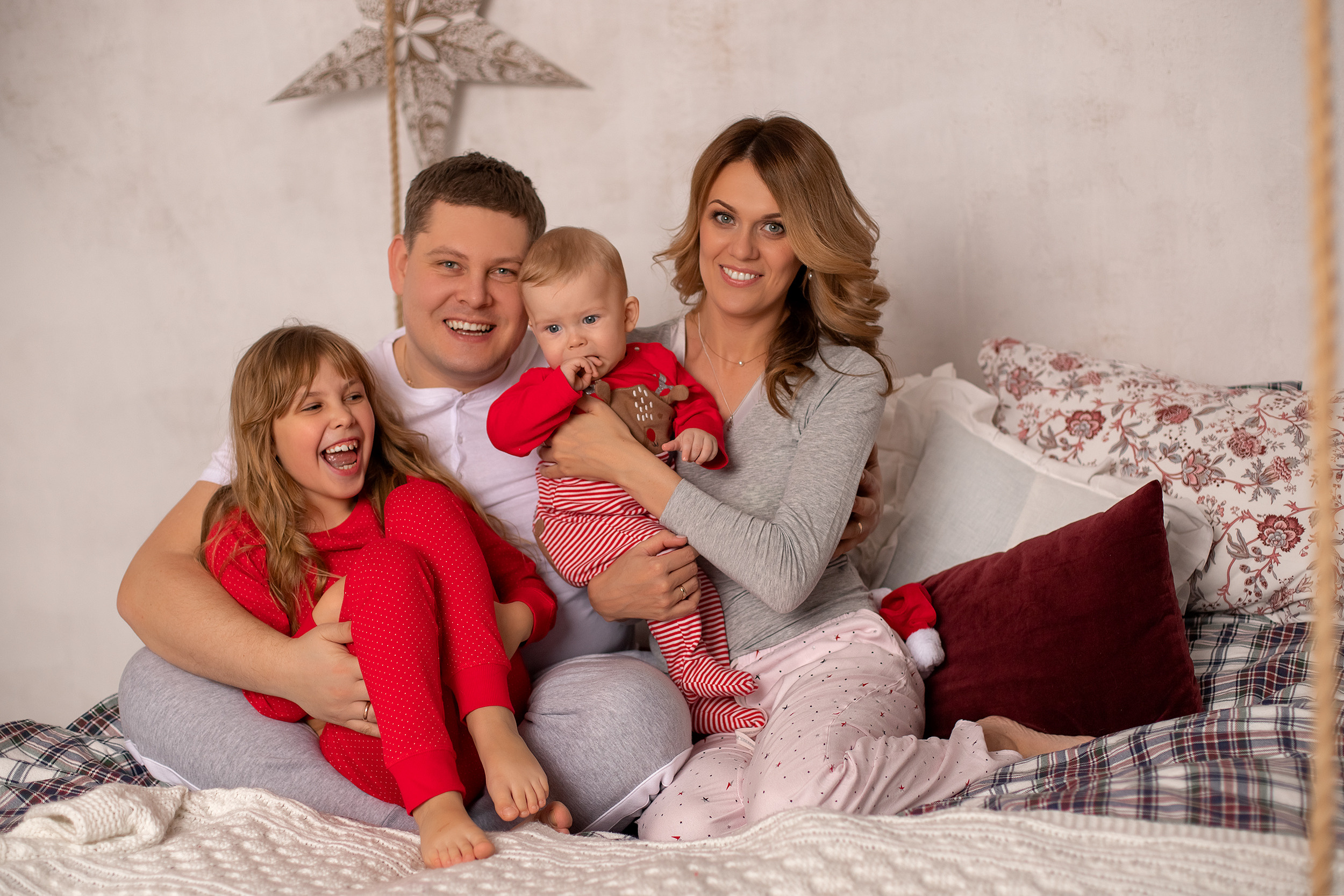 Юля, Дима, Машуля, Кирюша и Буфф. Семейный фотограф в Санкт-Петербурге Анастасия Нечаева