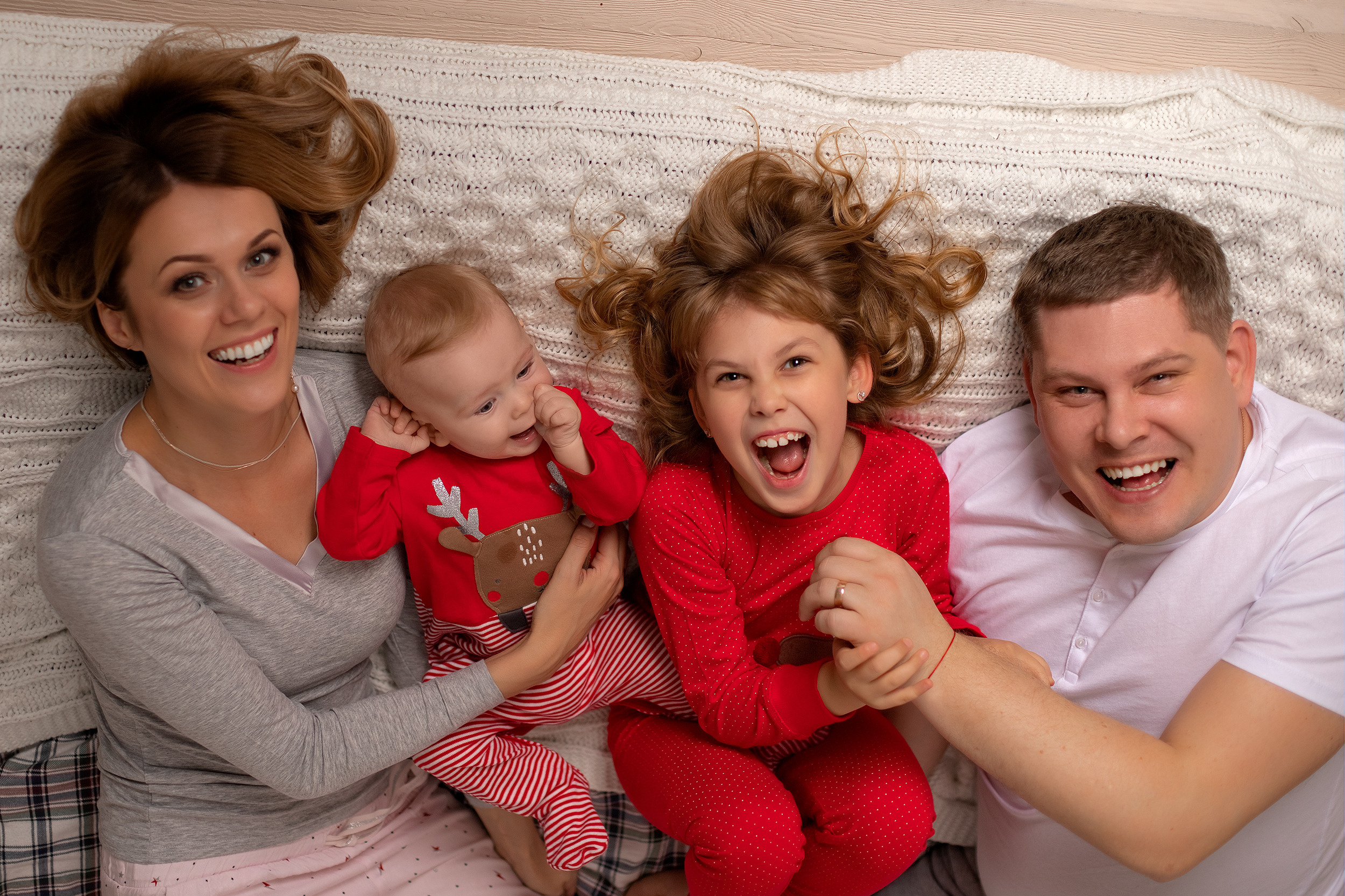 Юля, Дима, Машуля, Кирюша и Буфф. Семейный фотограф в Санкт-Петербурге Анастасия Нечаева