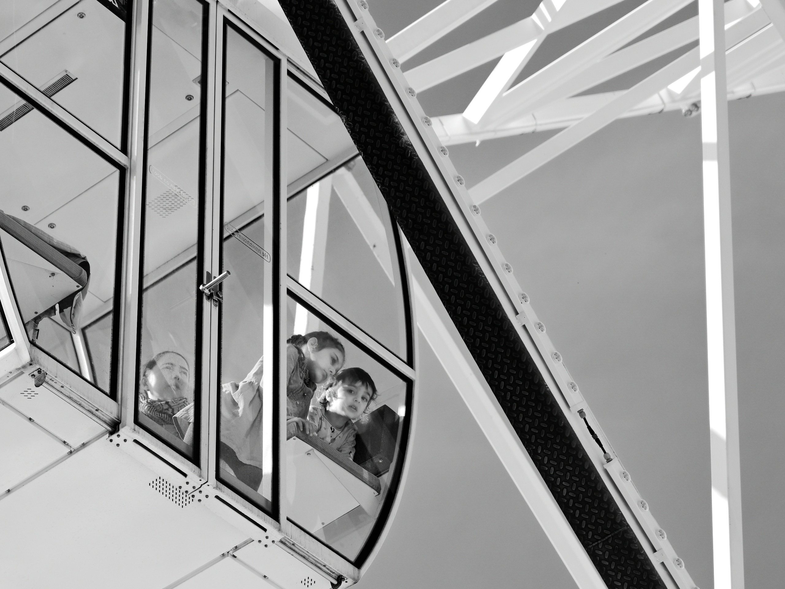 Черно белые снимки. Фотограф для маркетплейсов в Иваново | Съемки одежды и белья