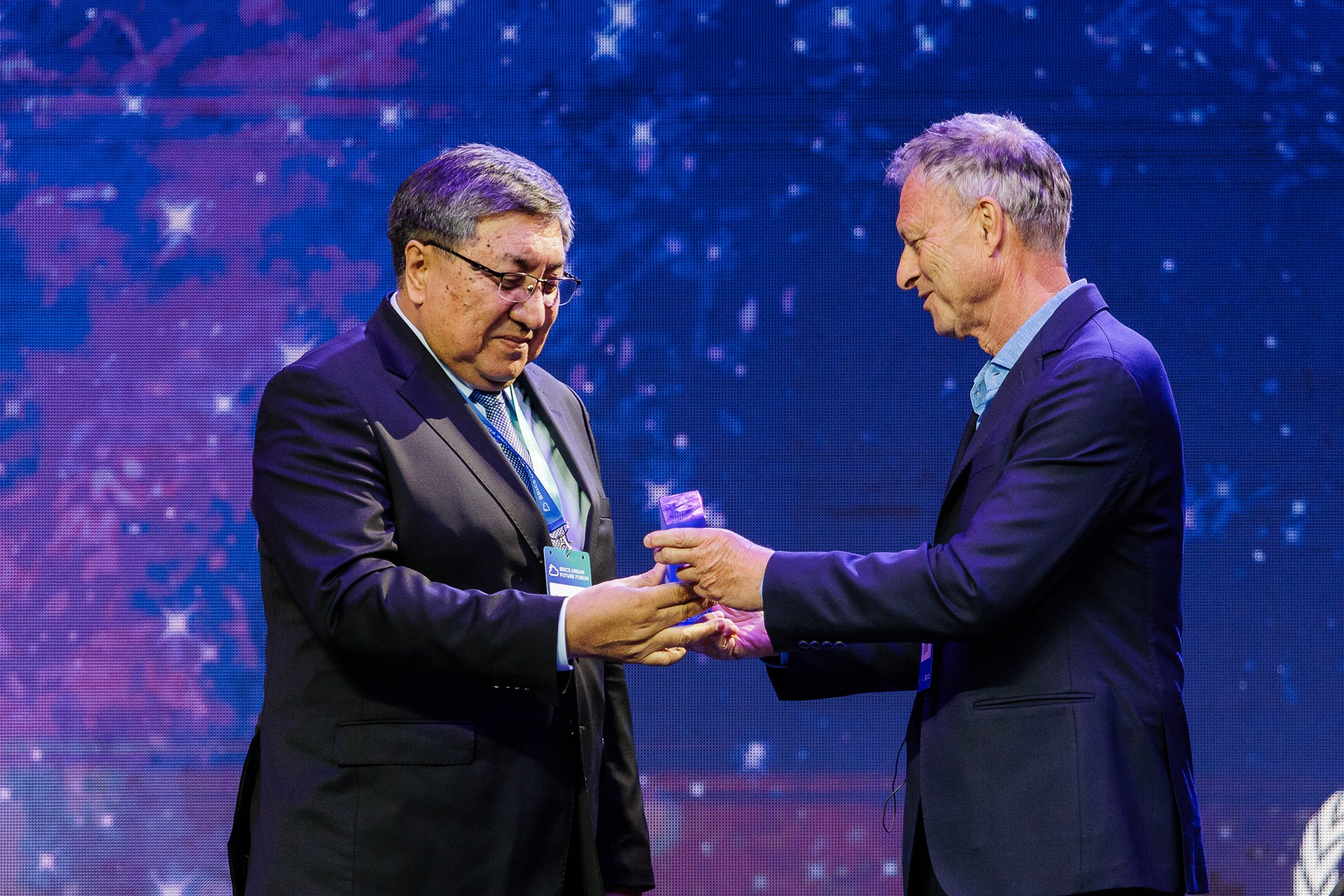 Форум городов Brics облачные города