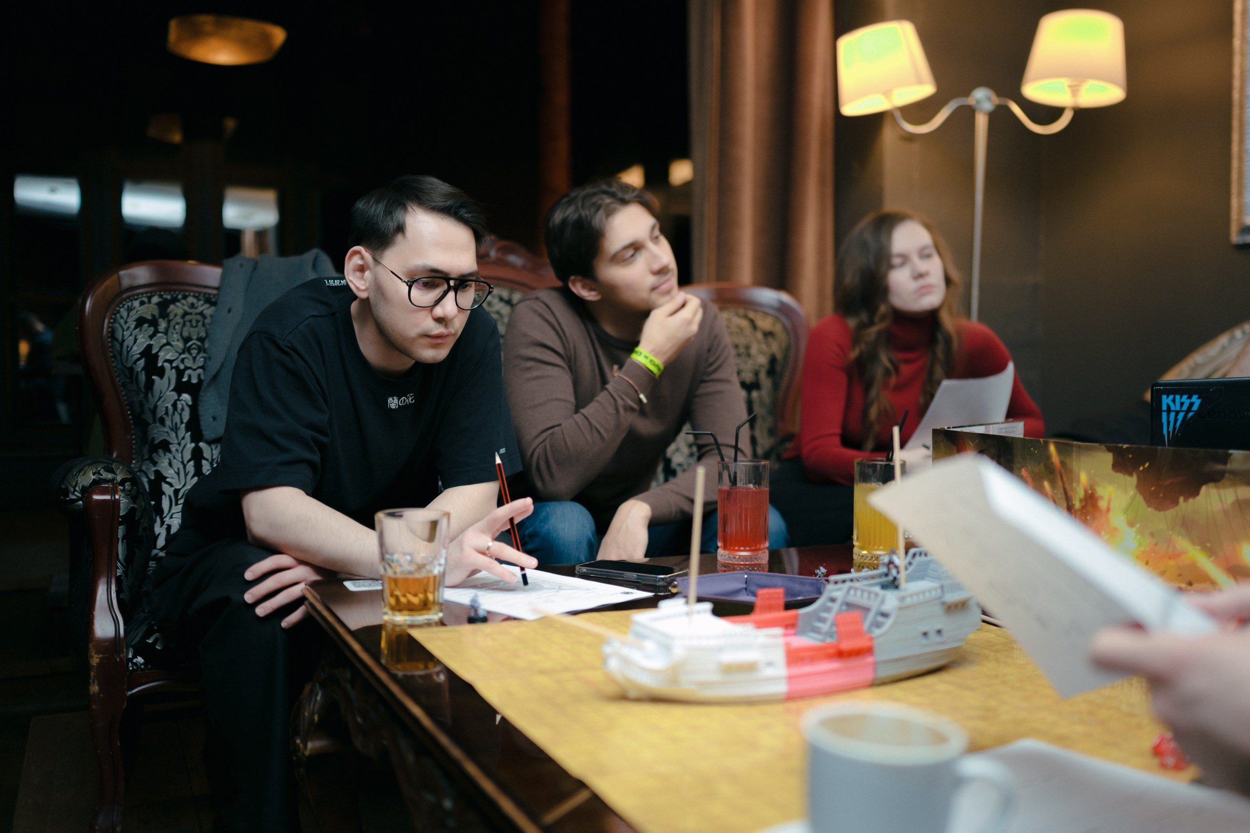 Оффлайн игры. Komonev