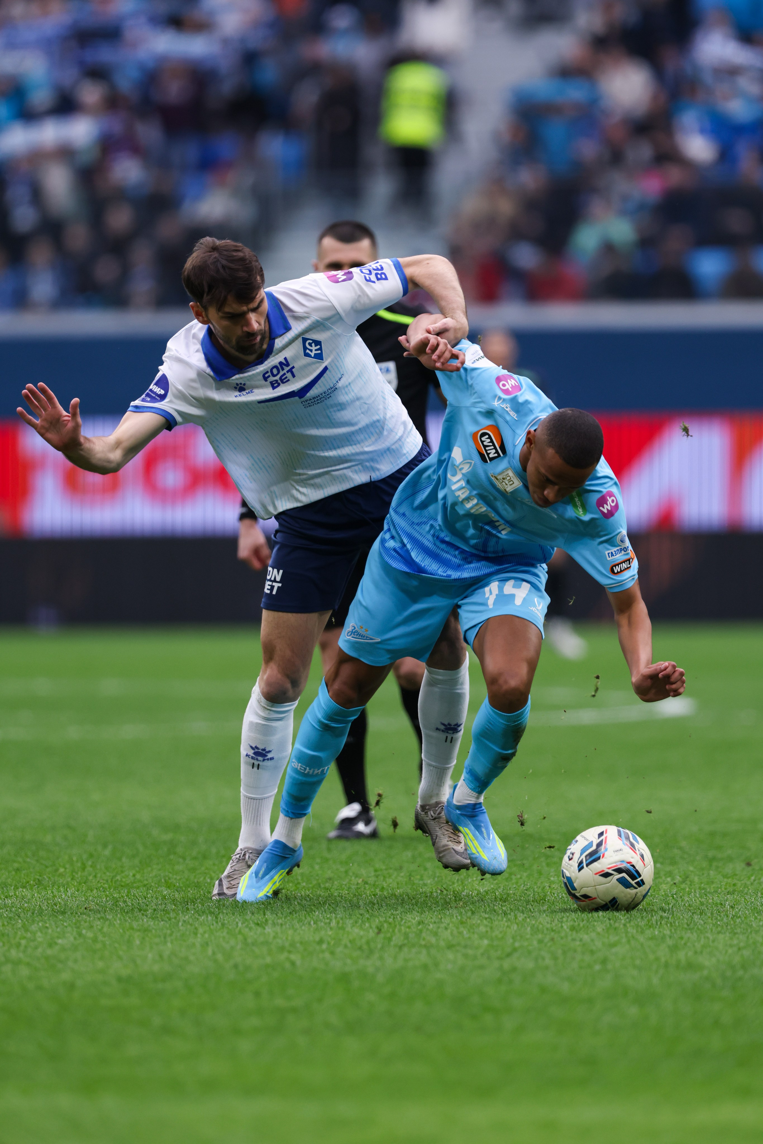 ФК «Зенит» — ФК «Крылья советов». Спортивный и репортажный фотограф Антон Тереханов