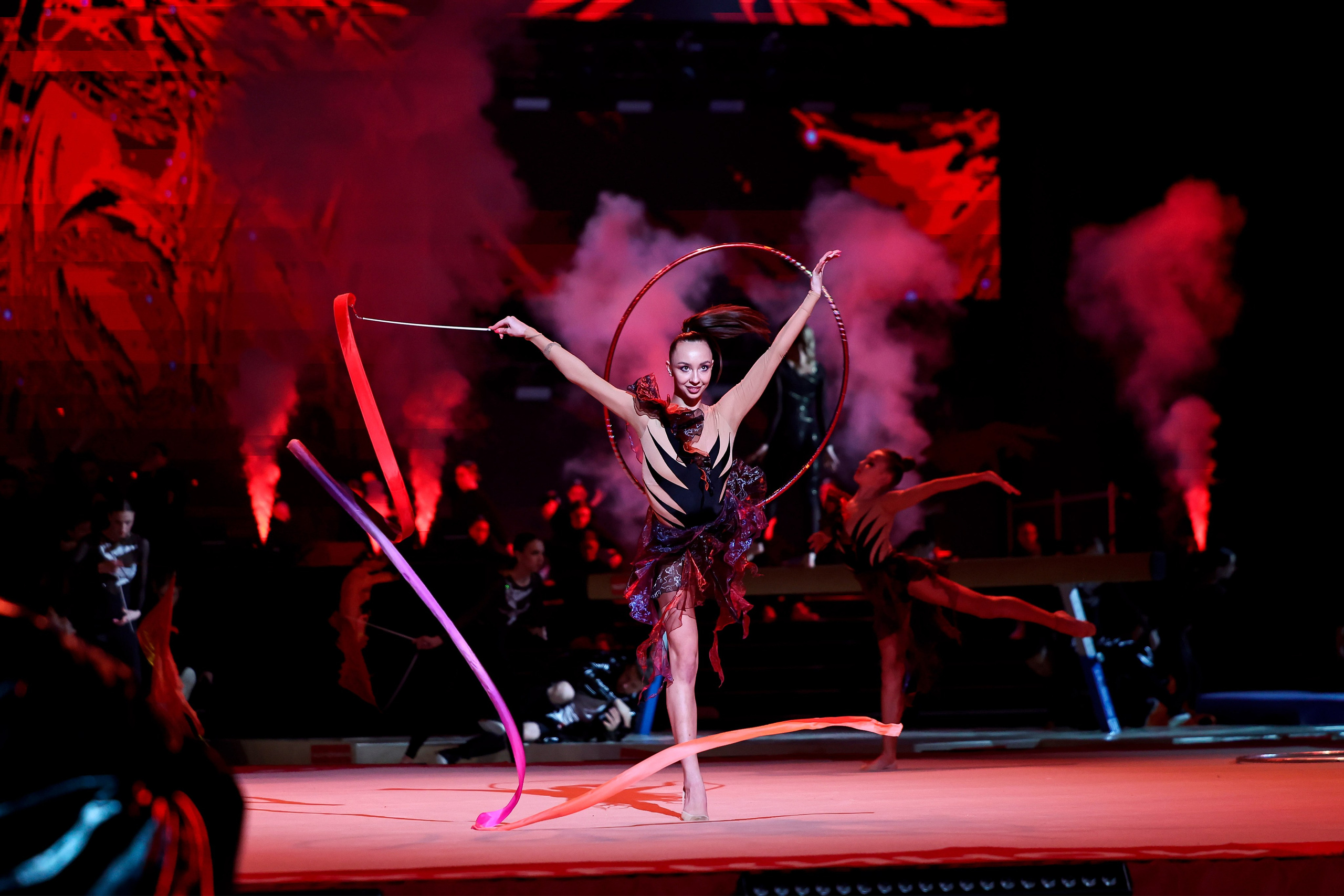 «Дуэль» Шоу Светланы Хоркиной 07.04.2024. Спортивный и репортажный фотограф Антон Тереханов