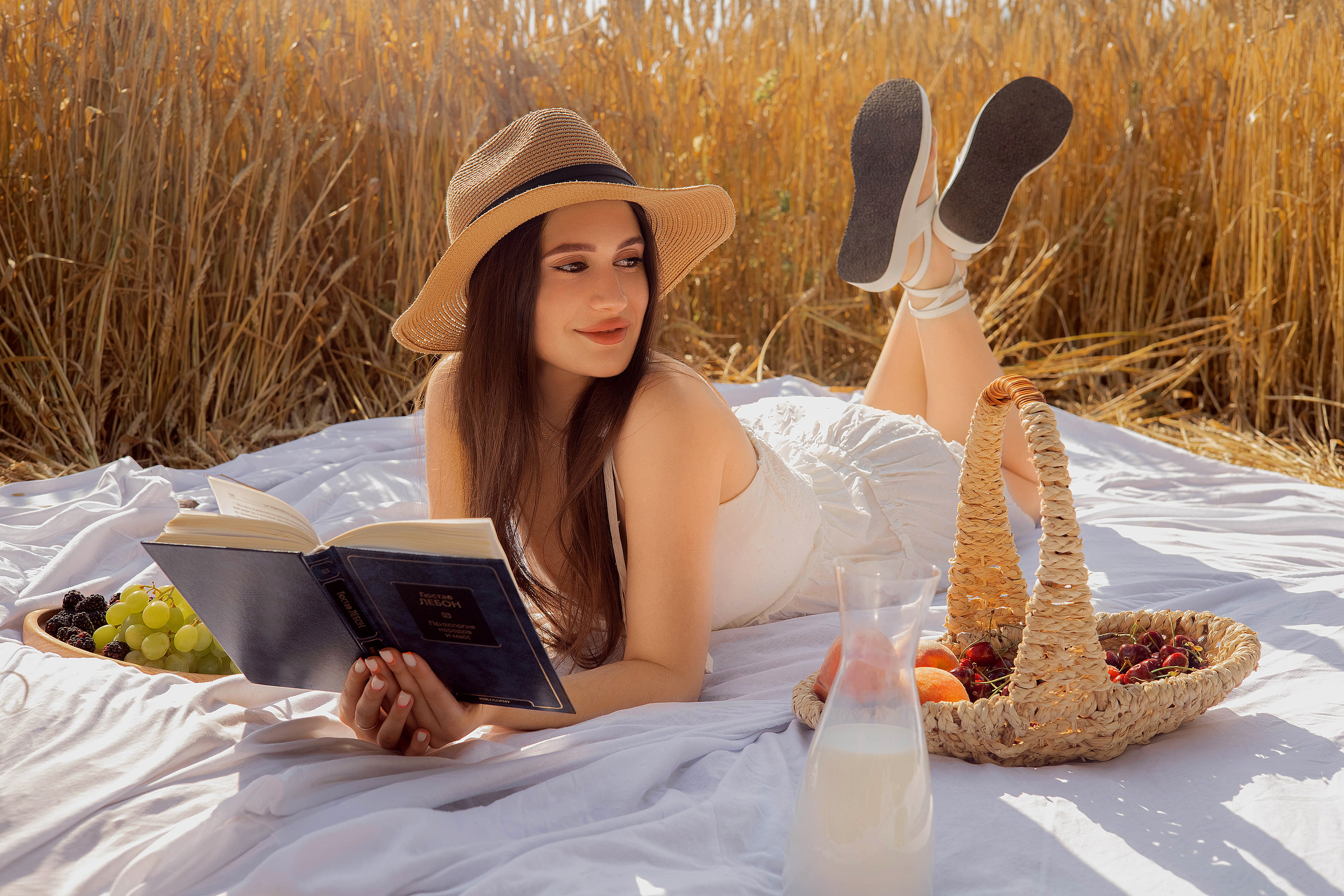 Уличная фотосъемка. Фотограф Игнатьева Мария творческие фотосьемки в Краснодаре