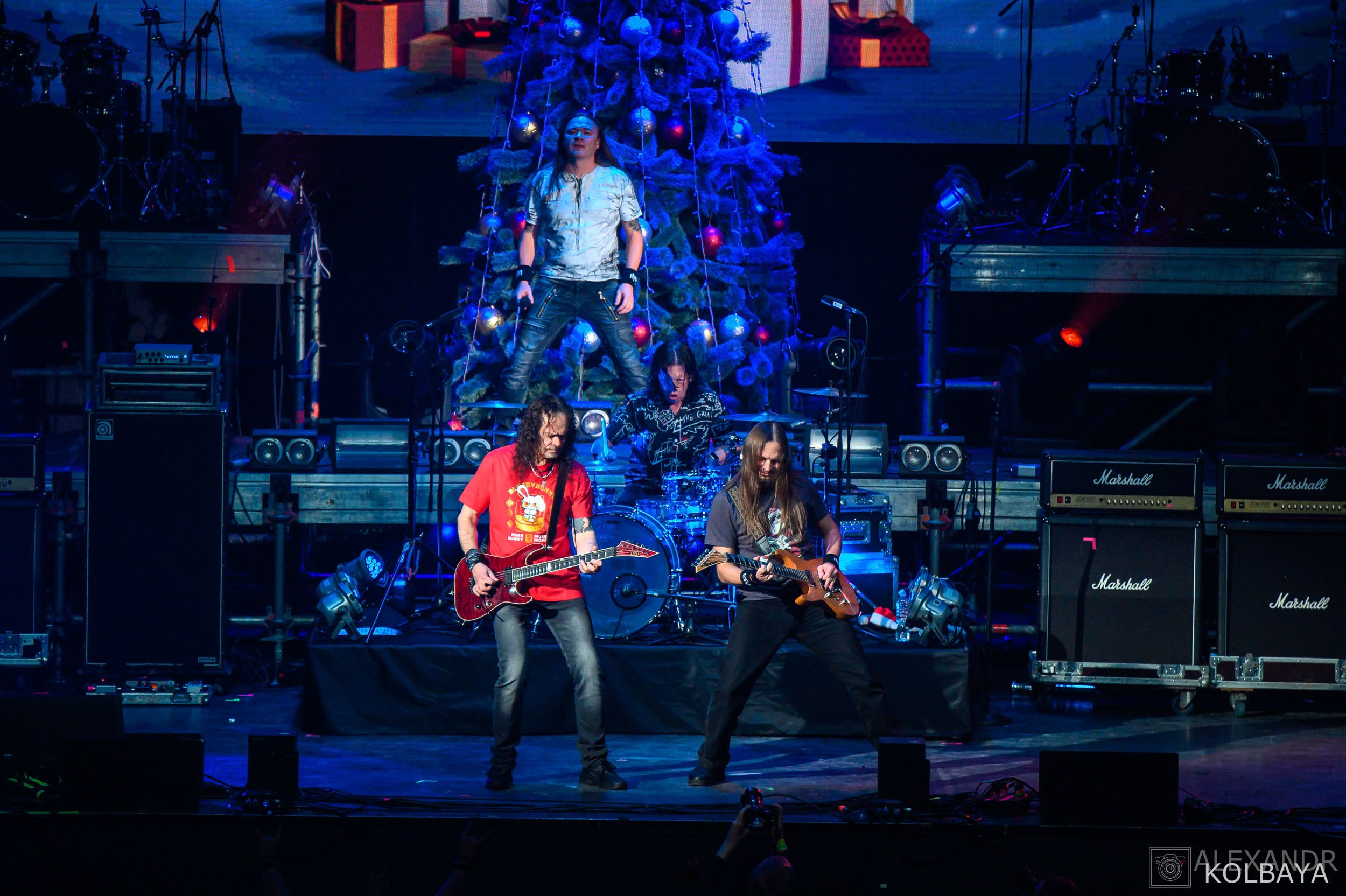 Фоторепортаж с Метал-Елки 2026. Концертный и театральный репортажный фотограф в Москве Александр Колбая