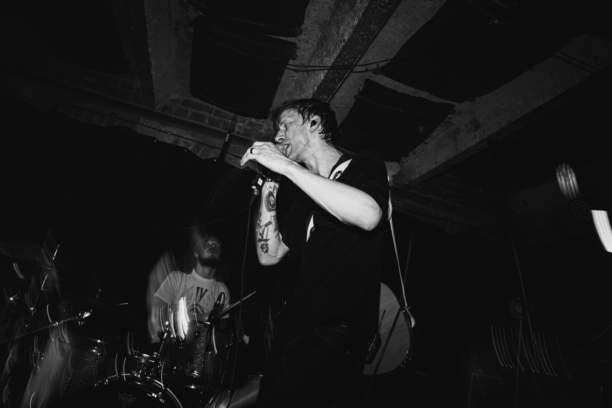 Laugar & Шумы Штормовых Широт & Пожары На Дальнем Севере 11.10.2025. Репортажный фотограф в Москве Legiodot