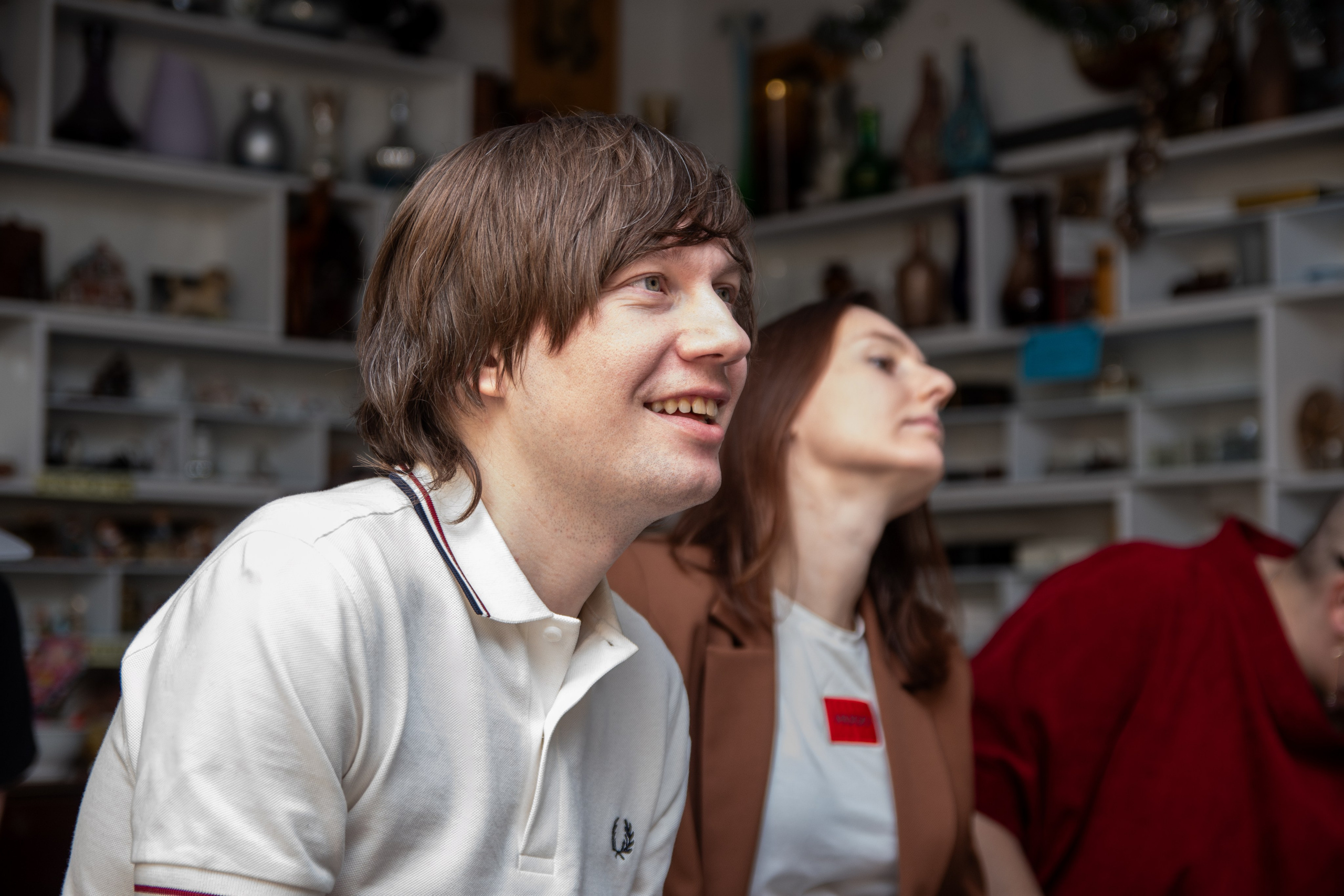 Музыкально-поэтический перфоманс на некорпоративе «Мы больше этой суеты». Репортажный фотограф в Москве Legiodot