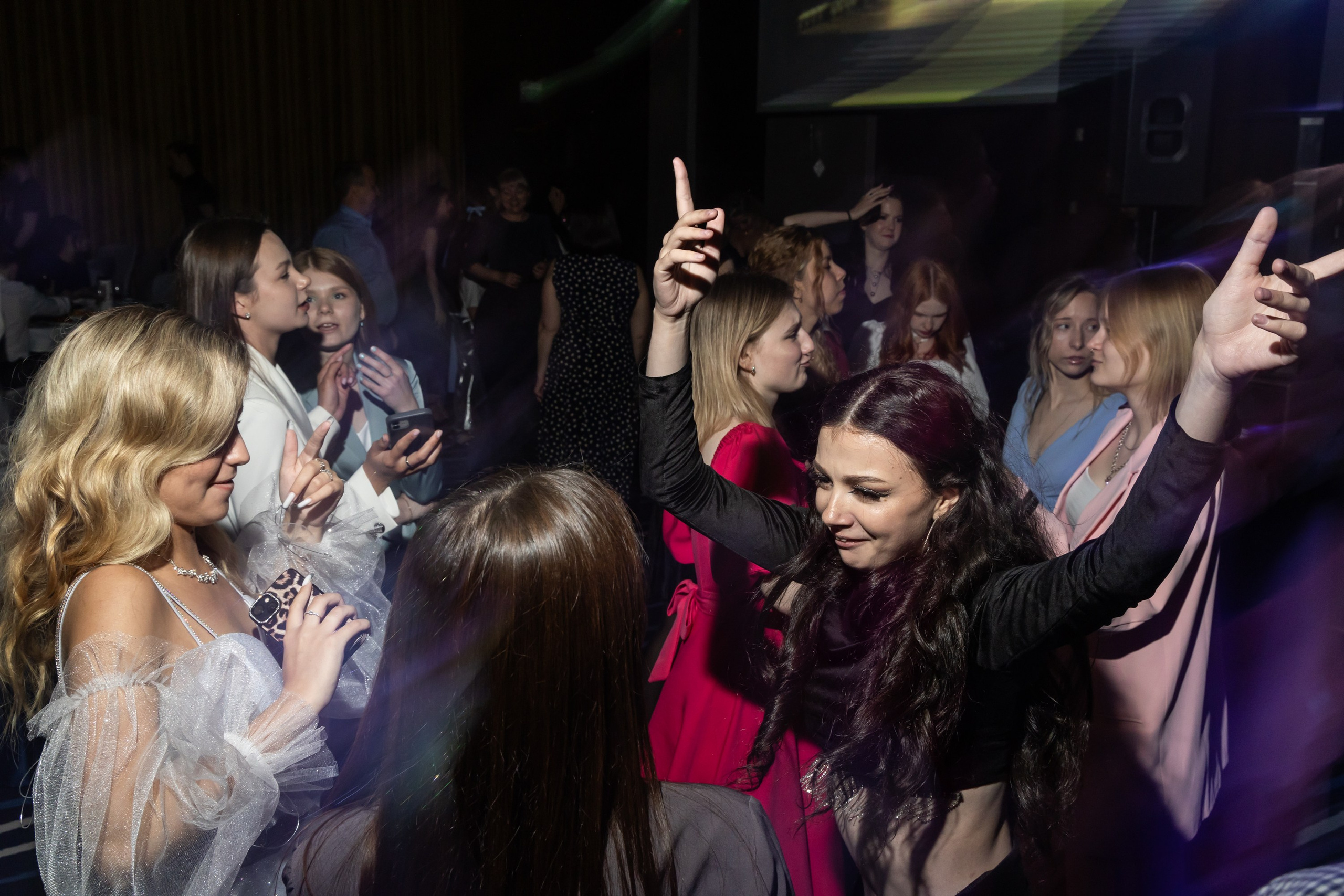 Radisson Blu выпускной 2024. Фотограф свадебный, репортажный, индивидуальный, фото для маркетплейсов, брендов, автосалонов