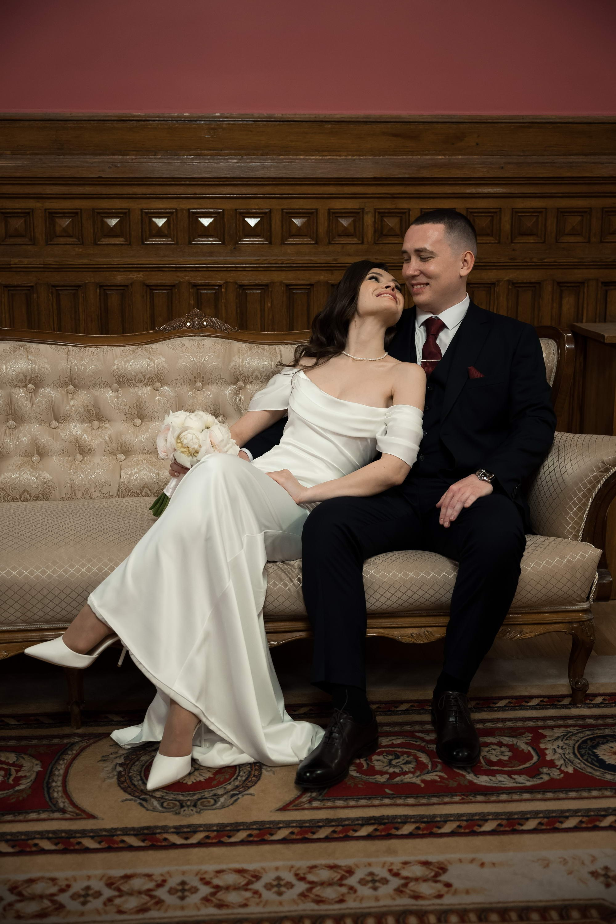 Свадебная фотосессия на Фурштатской. Свадебный фотограф Игорь Брундасов 8PHOTO на свадьбу венчание загс СПб