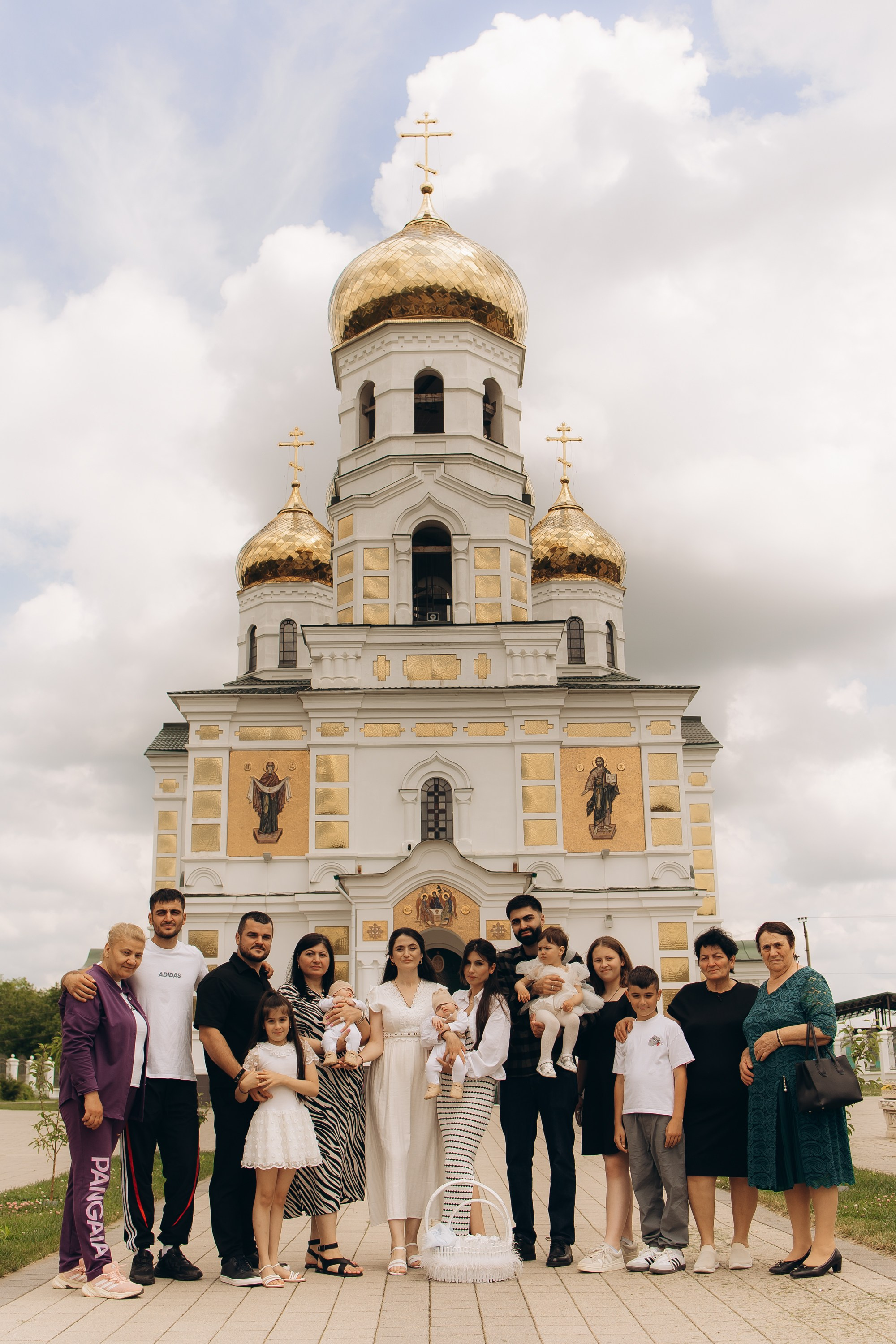 Крещение Николая и Александра. Семейный фотограф в Краснодаре Храмова Анна