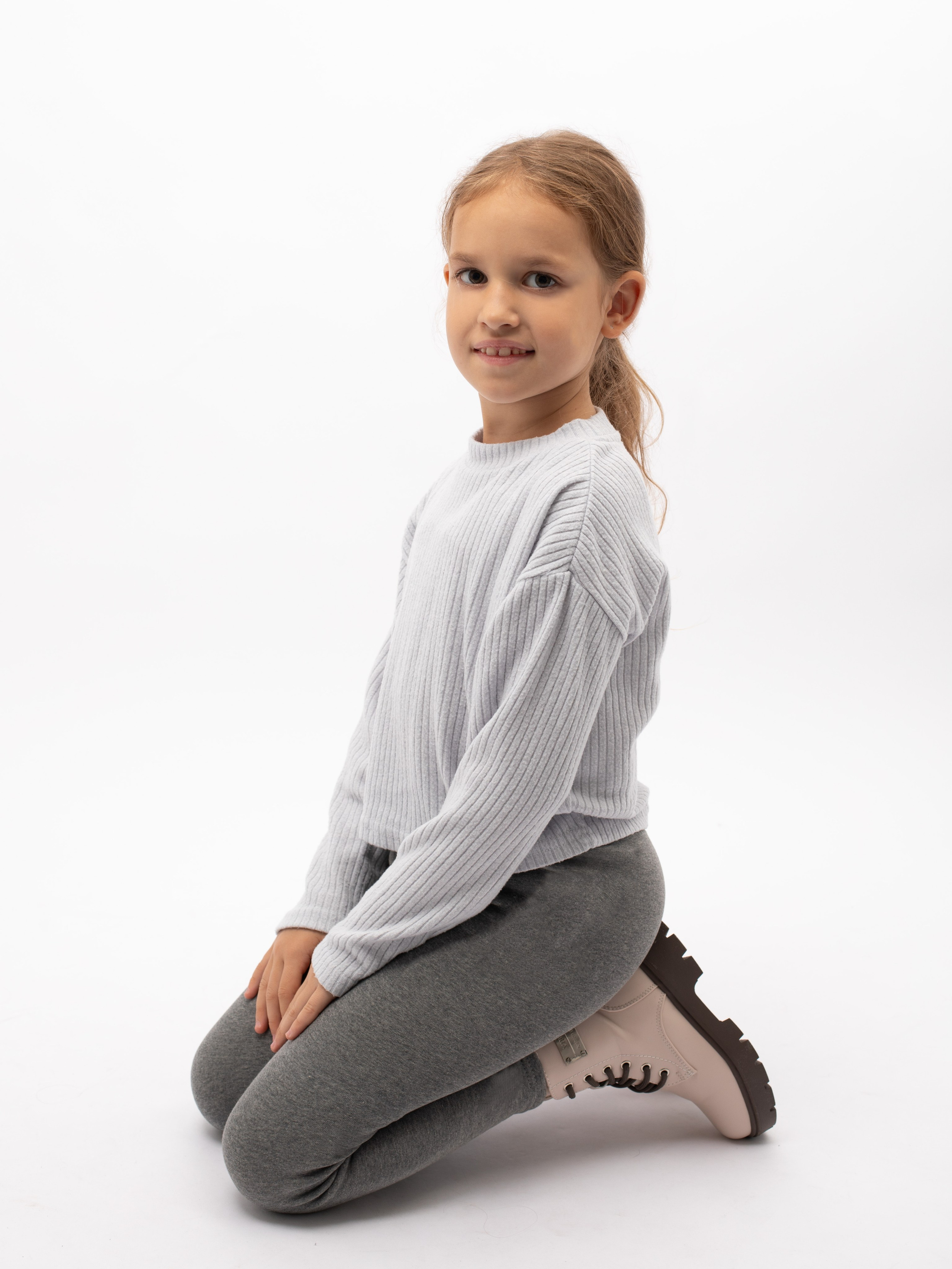 Утепленные лосины. Фотостудия предметной и модельной съёмки для маркетплейсов