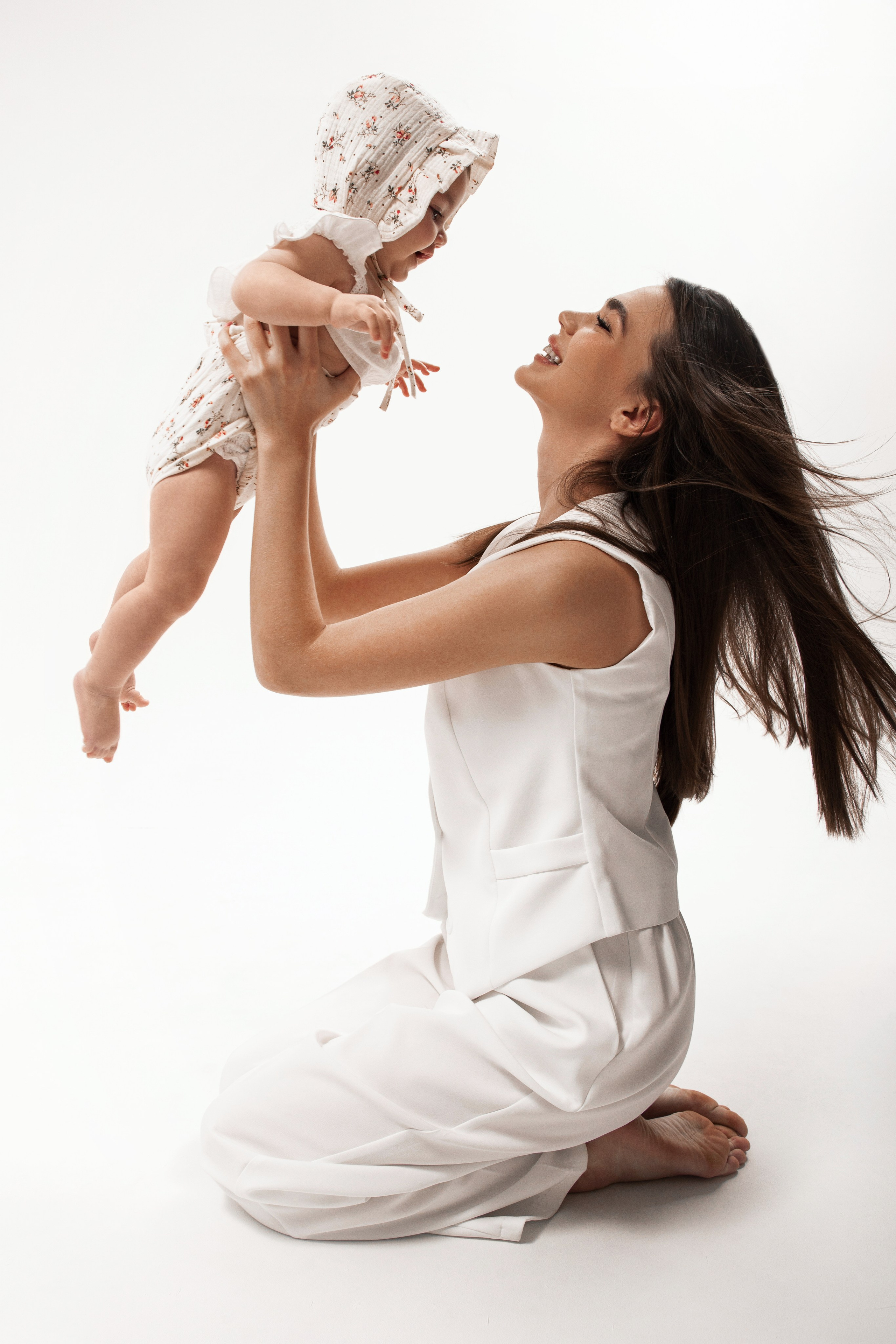 Мама и малыш. Фотограф Беременности и Новорождённых в Кемерово