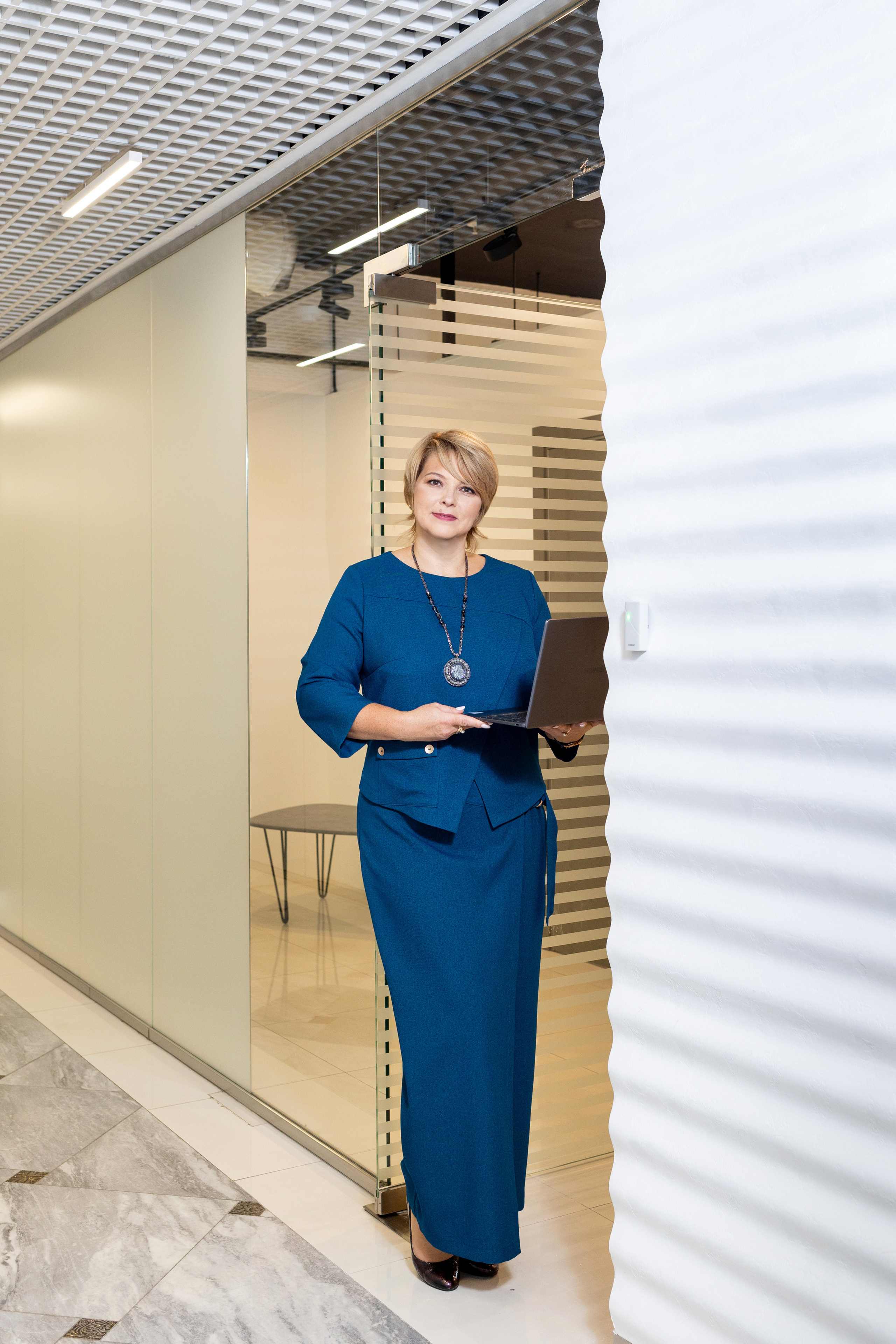 Бухгалтер Мария Выездная фотосессия в офисе. Фотограф Щелково/ Москва Татьяна Жучкова