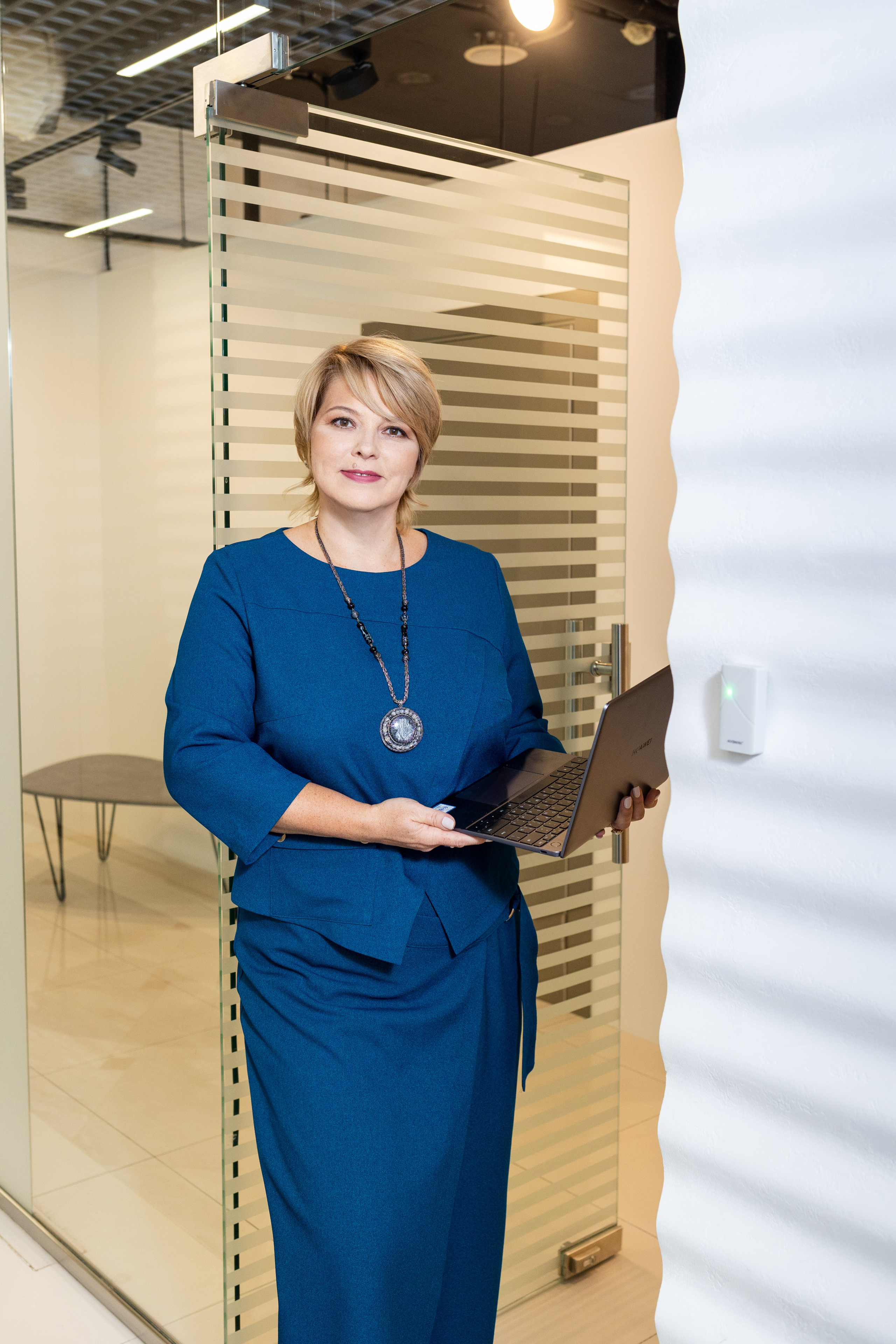 Бухгалтер Мария Выездная фотосессия в офисе. Фотограф Щелково/ Москва Татьяна Жучкова