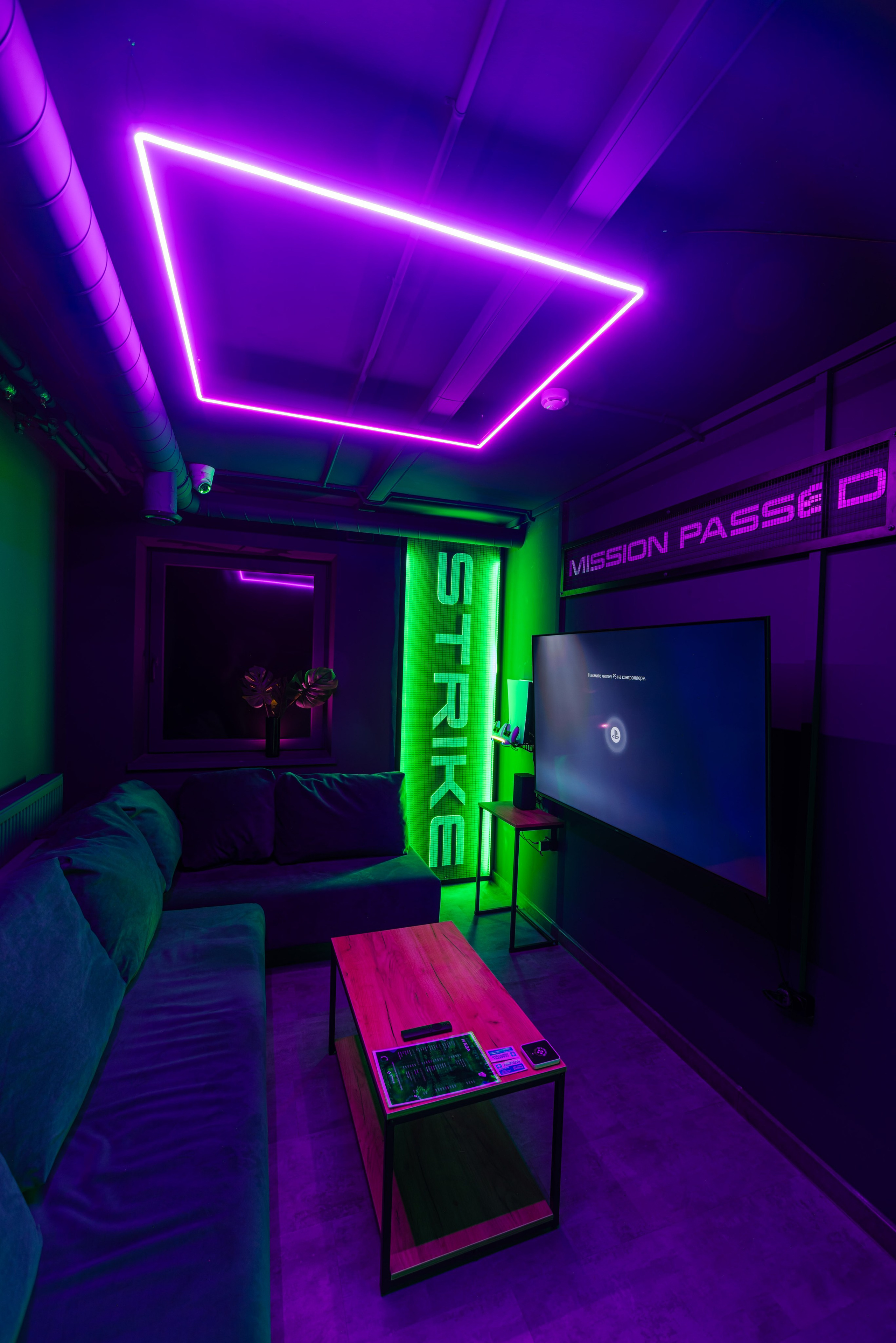 Фотосъемка для компьютерного клуба. Интерьерный и репортажный фотограф в Санкт-Петербурге