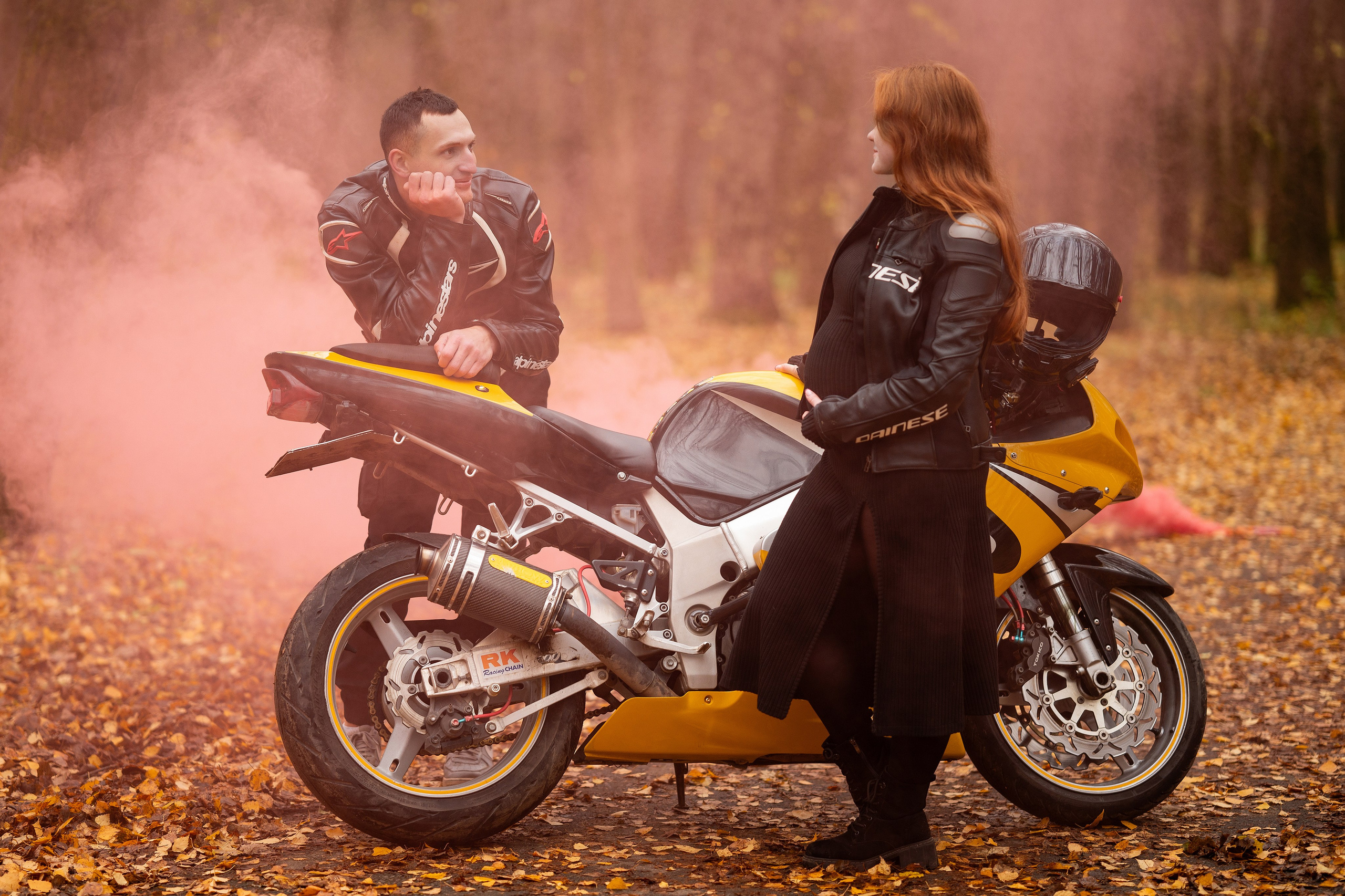 Мото-семья в ожидании. Творческий фотограф Вологда