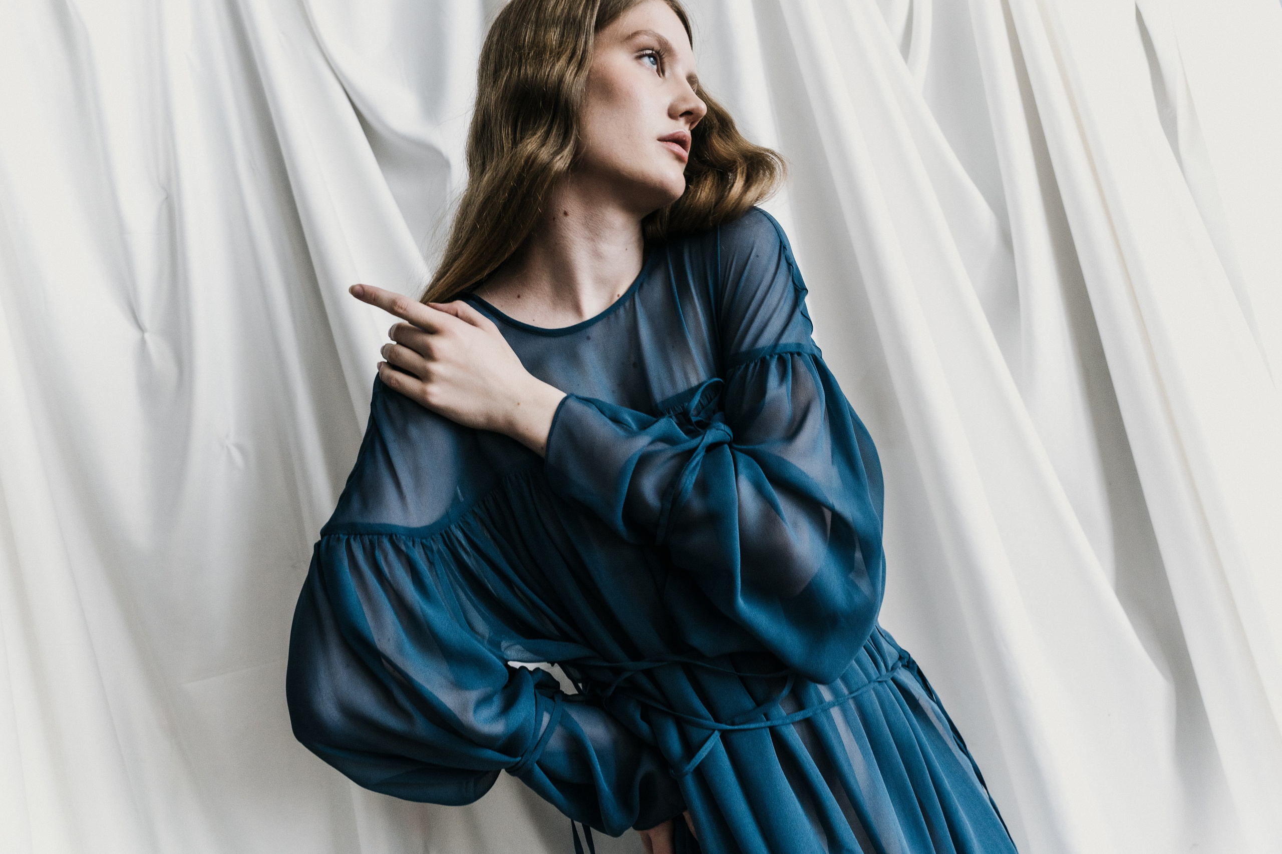 ZO: FLORA. TUTSARKIS — Art Director | Stylist | Photographer