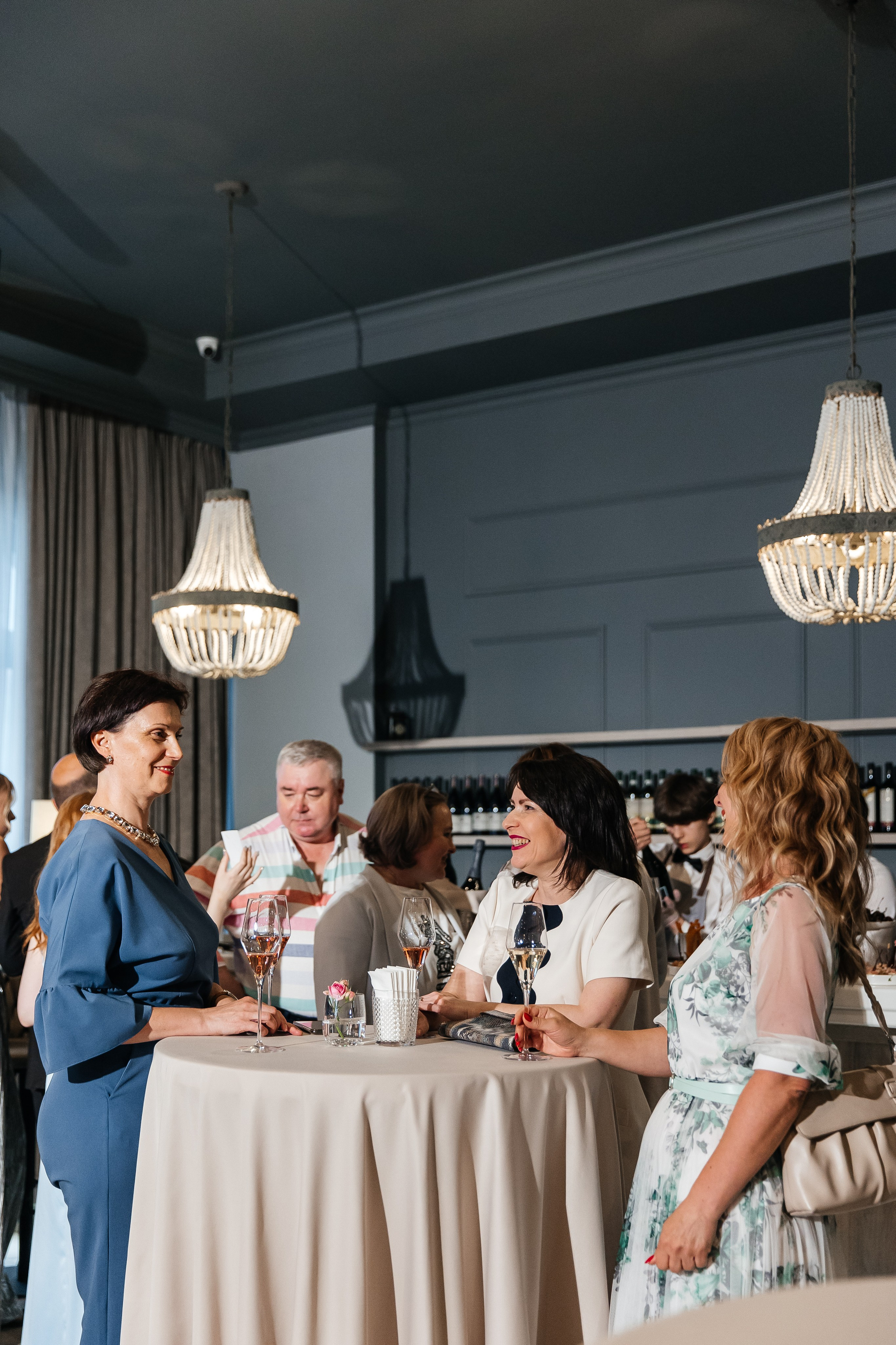 2023-06-23 Выпускной МБОУ СОШ № 10. Фотограф в Красноярске