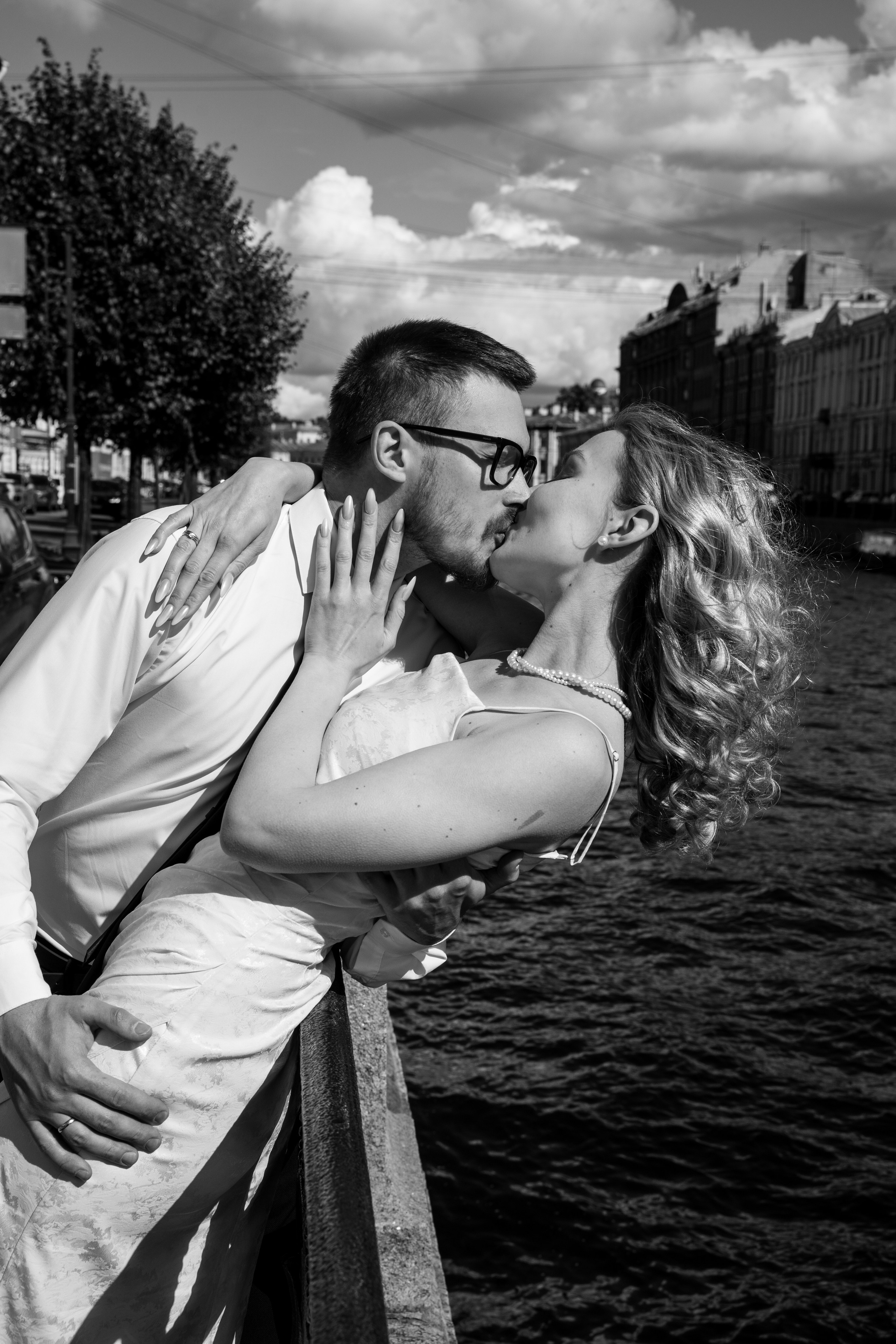 Love story «Windy August». Свадебные фотограф и видеограф Наталья и Анатолий Новиковы СПб