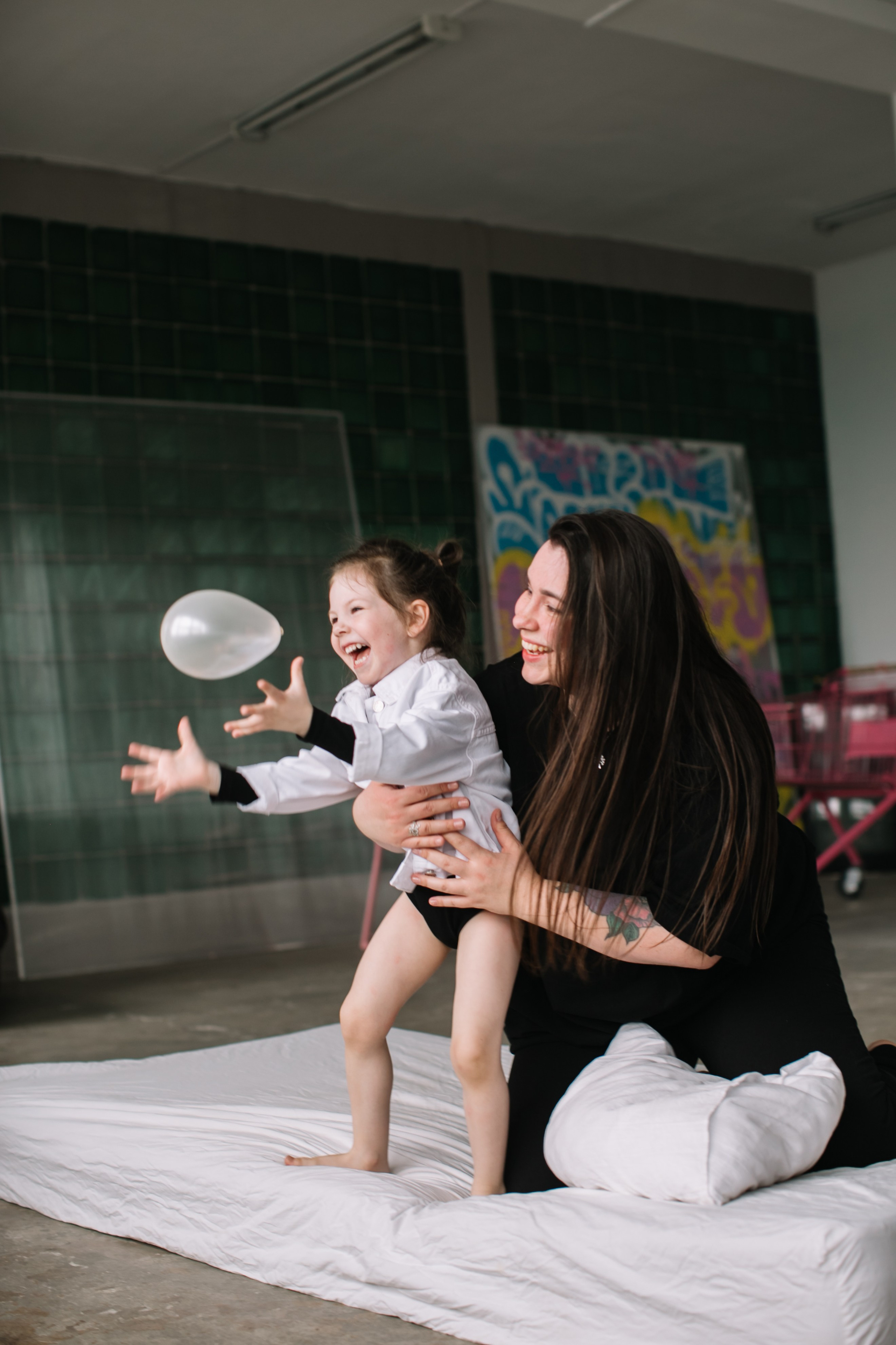 алёна малахова фотограф новосибирск семейный детский домашняя фотосессия в новосибирске день рождения репортажная съёмка фотосессия с лошадьми на конюшне деревня алтай  на природе фотосессия в детском саду мама и сын предложение руки и сердца идея  помолвка фотосессия берег закат детский день рождения годик торт аниматор лофт игровая продолжение следует prodoljenie_sleduet_  корпоратив тимбилдинг первоклашка линейка  контент  бизнес портрет оперный новат франция берет весна девушка мама и дочь мать и дитя