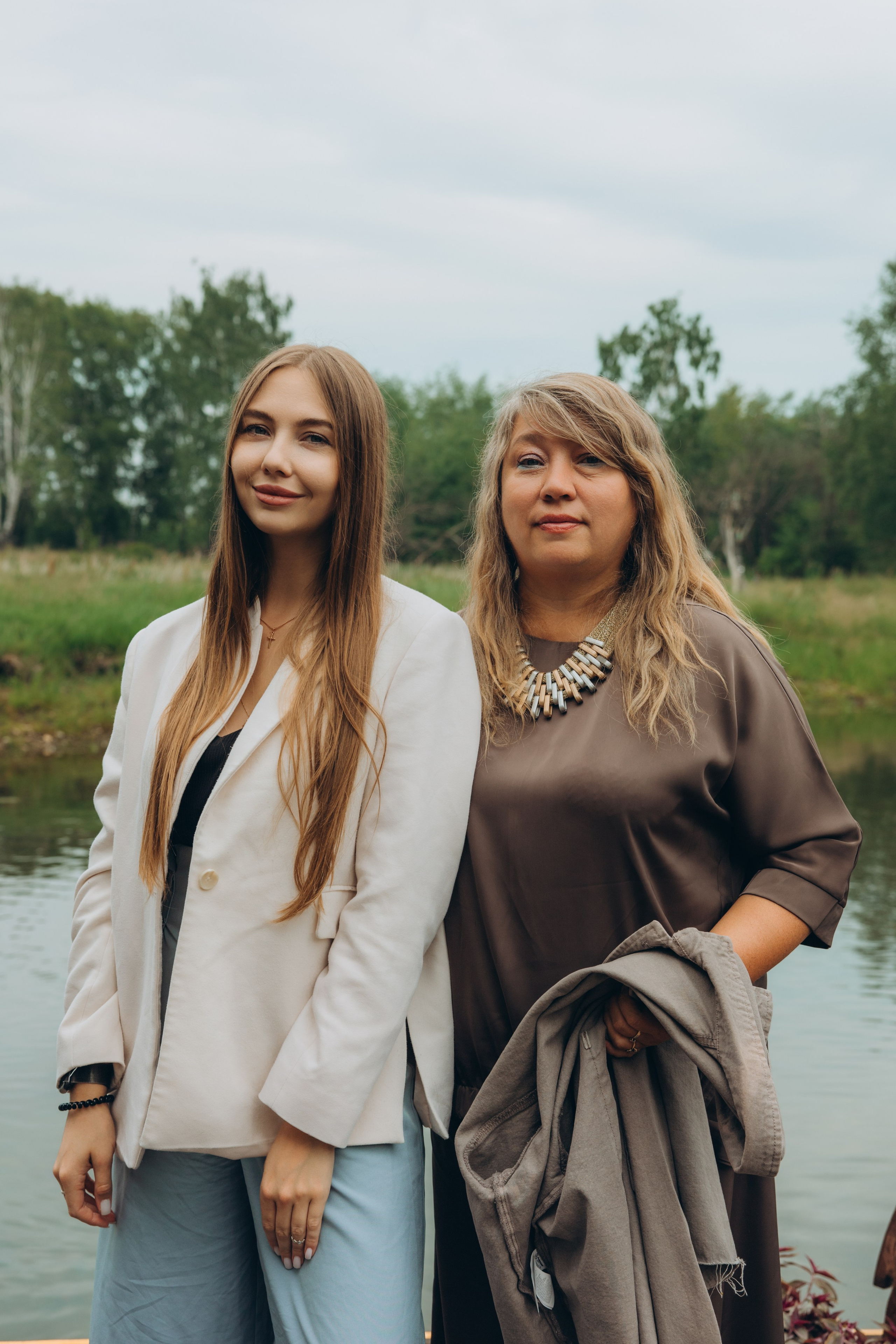 На берегу. Свадебный, семейный фотограф в Иркутске Светлана Макаричева