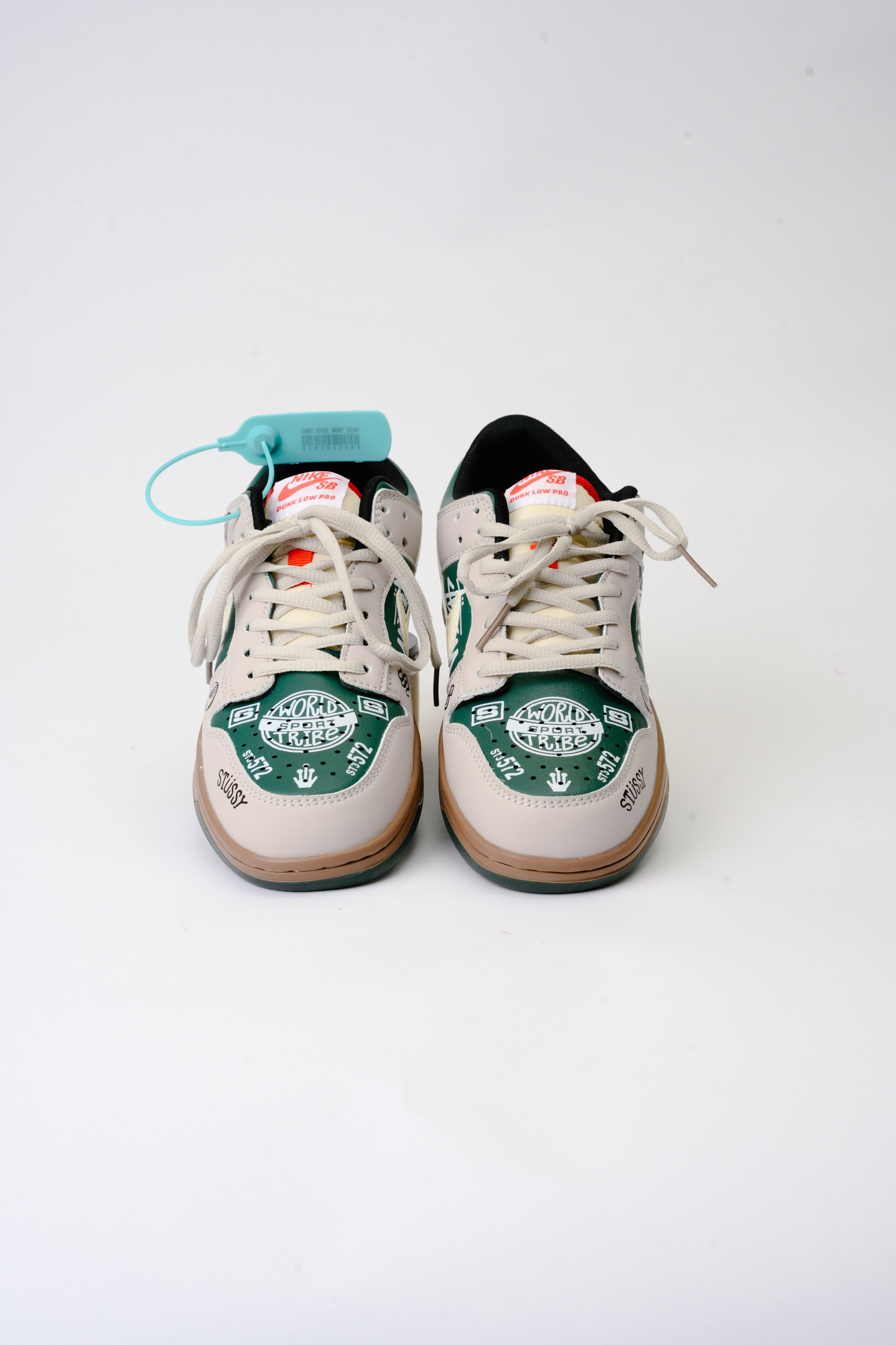 Кроссовки для wb. Фотограф в Красноярске