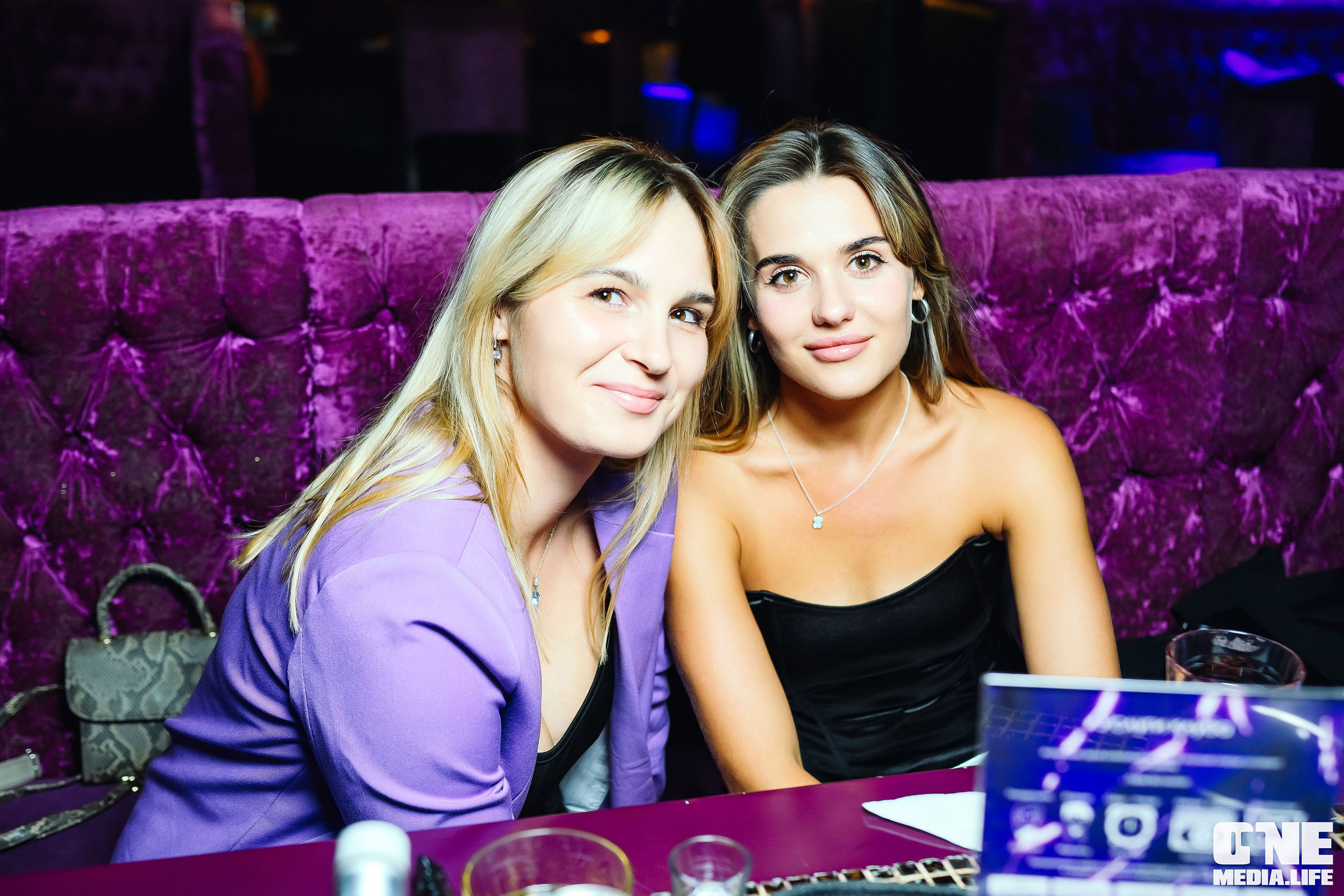 Фоторепортаж из караоке-клуба Эйфория. One Media Life: фоторепортажи, фотоотчеты с мероприятий и заведений