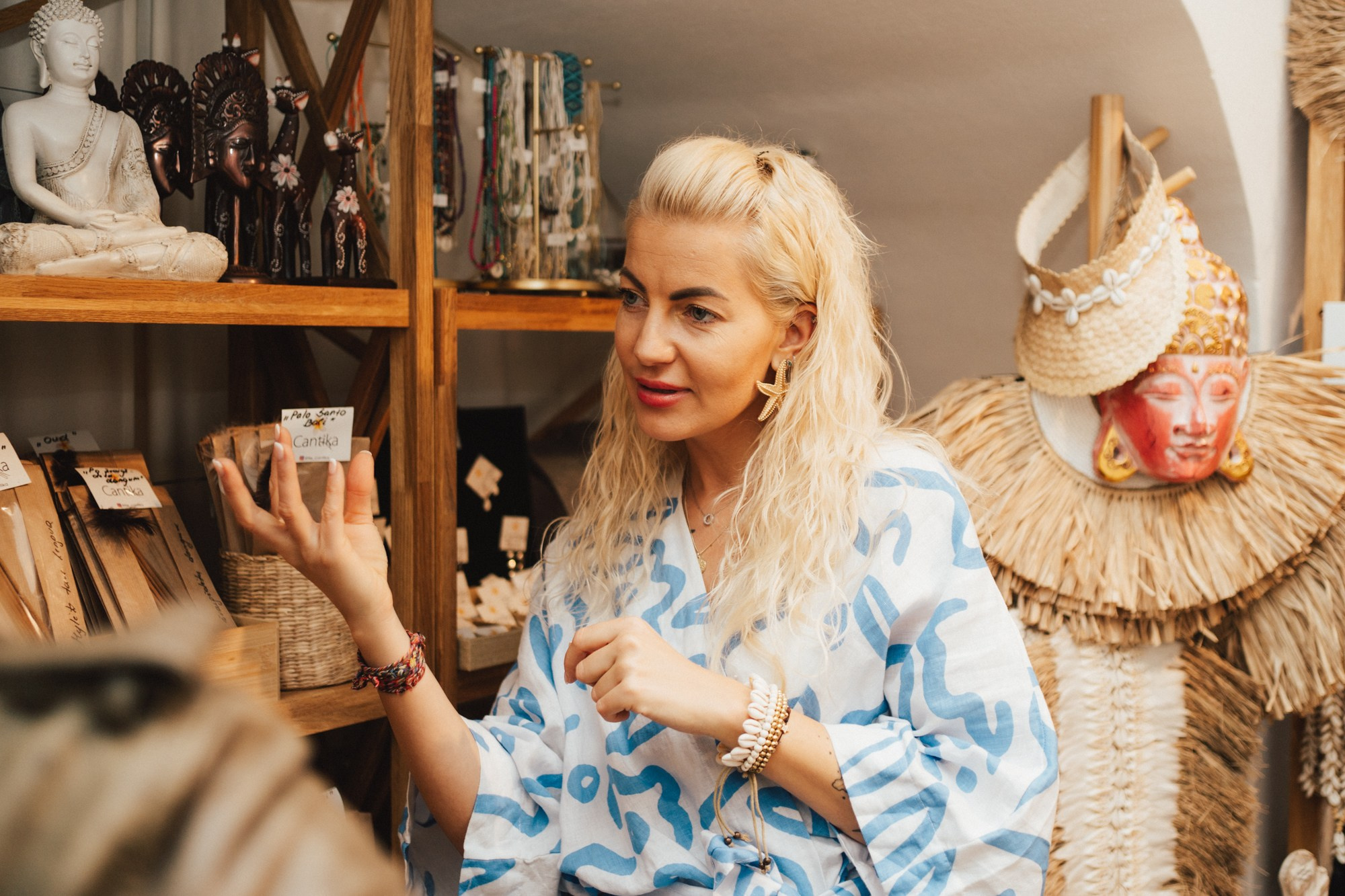 Cantika. Store Birthday. Photographer in Vilnius