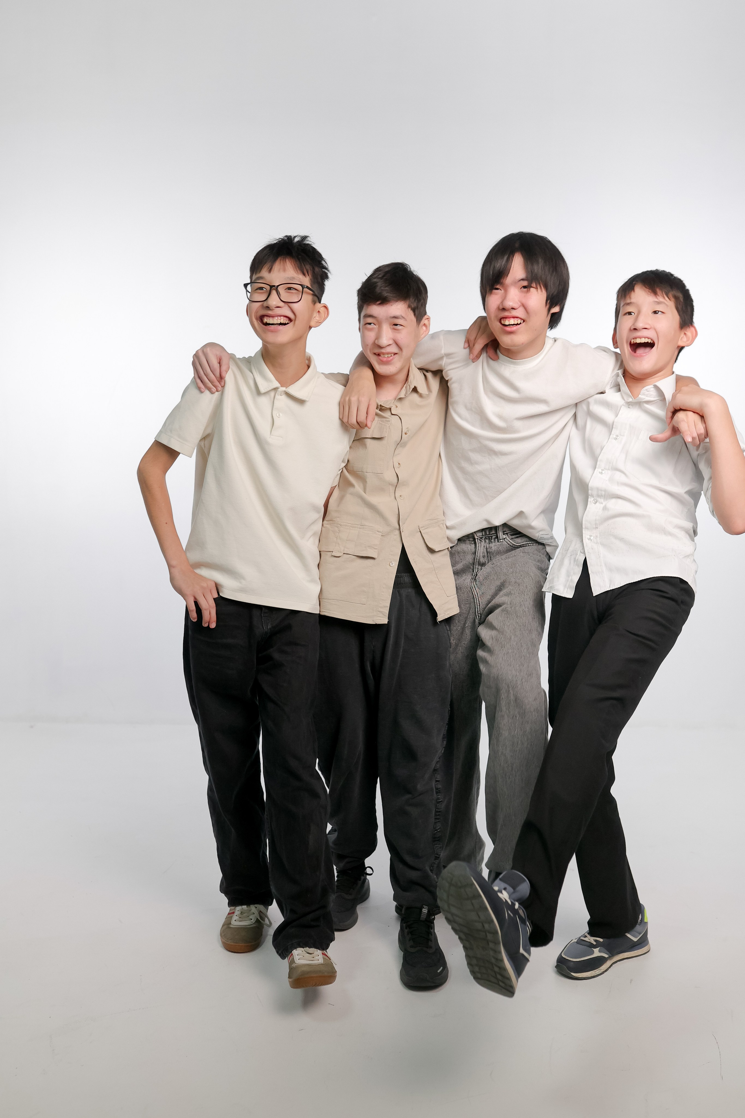 Выпускные альбомы для школ. Фотостудия Фотодом. Якутск