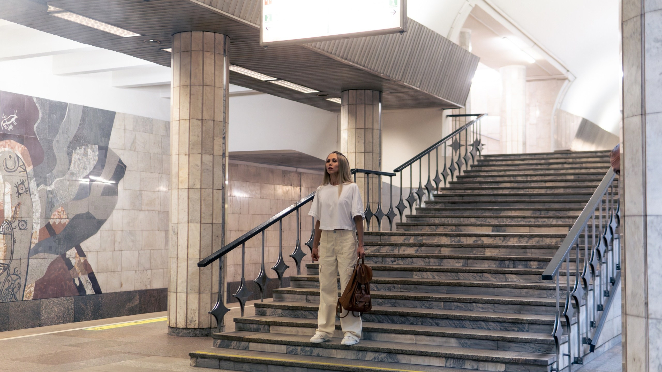 Фотосессия в метро, съемки клипа в Новосибирске