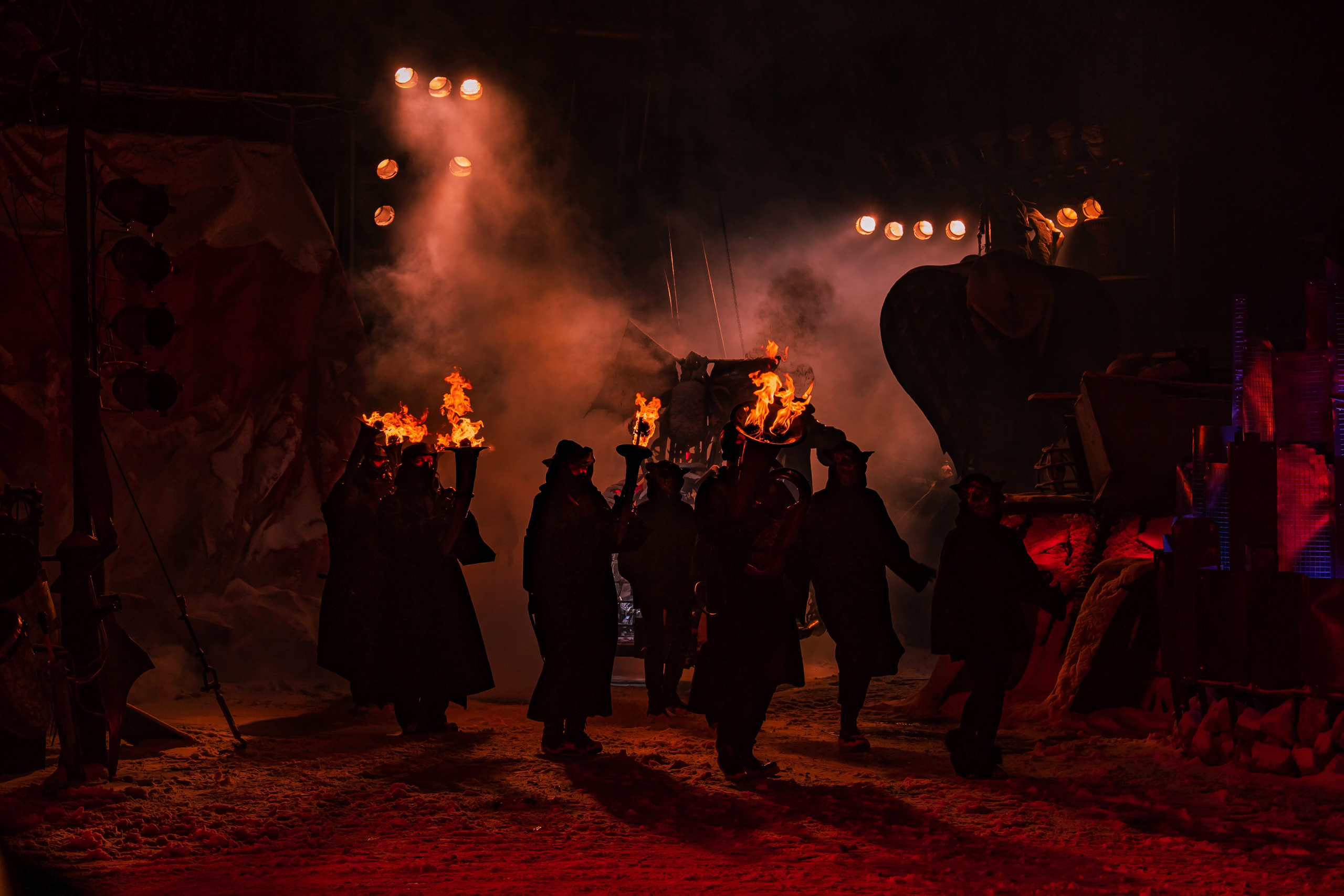 Новогодняя сказка в Байк Центре «Ночные Волки». Крамер Юлиана детский и семейный фотограф