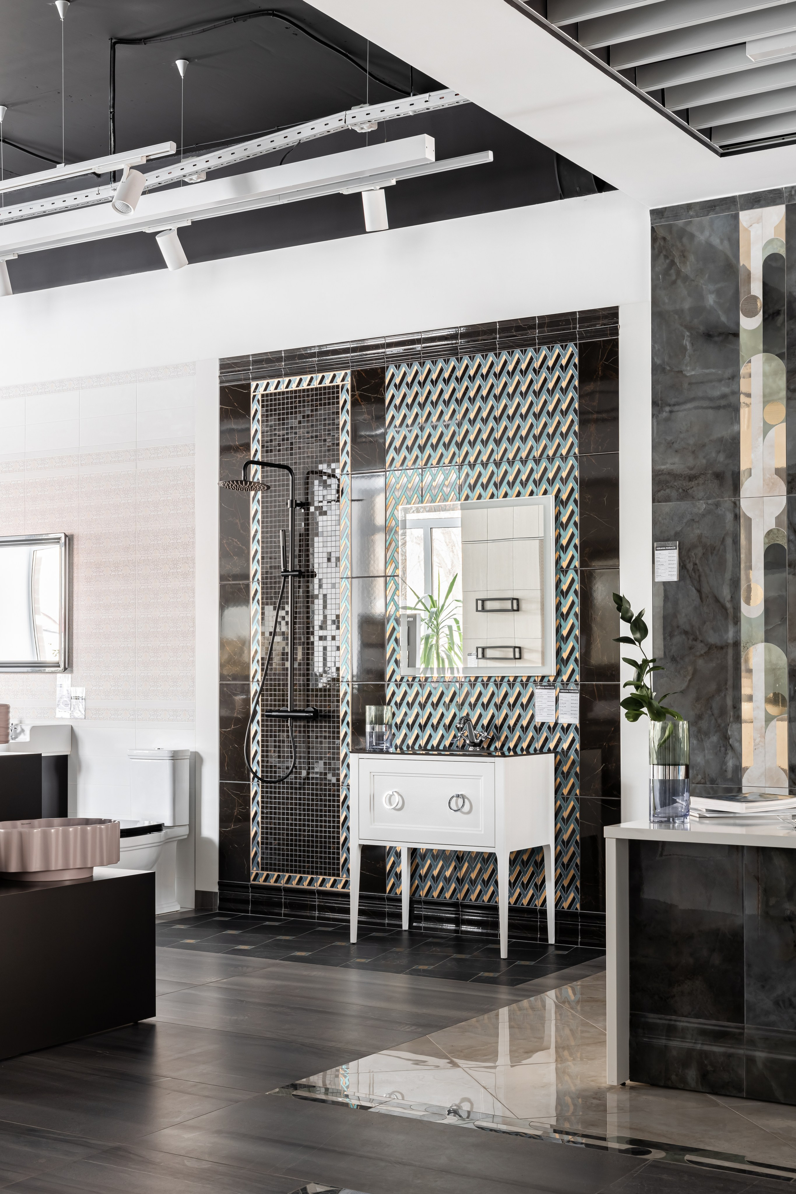 Флагманский магазин KERAMA MARAZZI, г. Киров. Дизайнер\стилист Анна Исупова. Иван Благушин. Интерьерный и архитектурный фотограф в Москве и Санкт-Петербурге