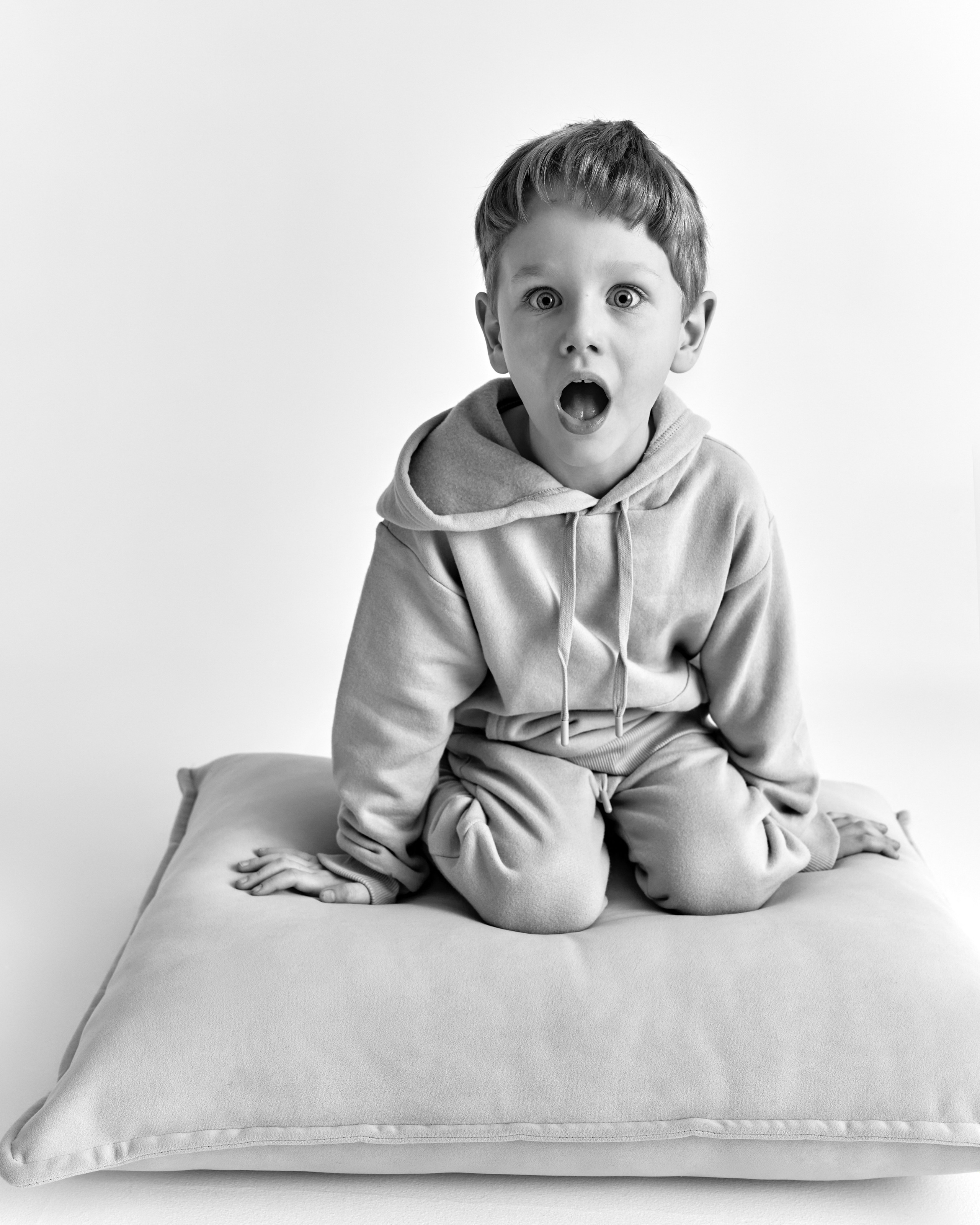 Минималистичная фотосъемка на циклораме